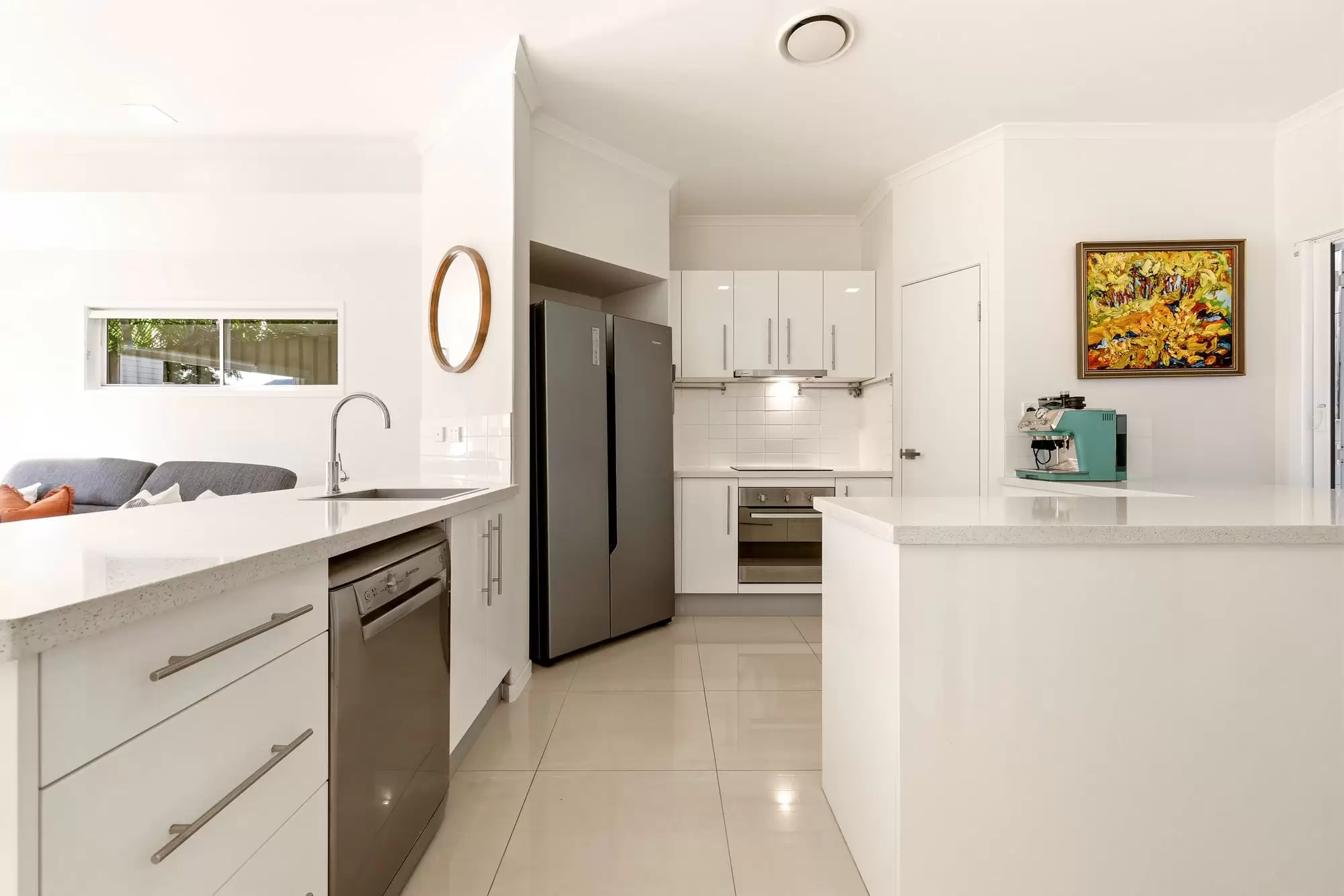 1/19 Donald Street, Camp Hill Sold by Aurora Property - image 2