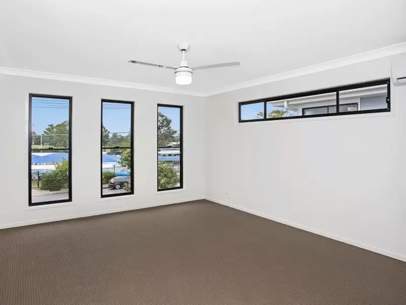 811 Oxley Road, Corinda Sold by Aurora Property - image 7