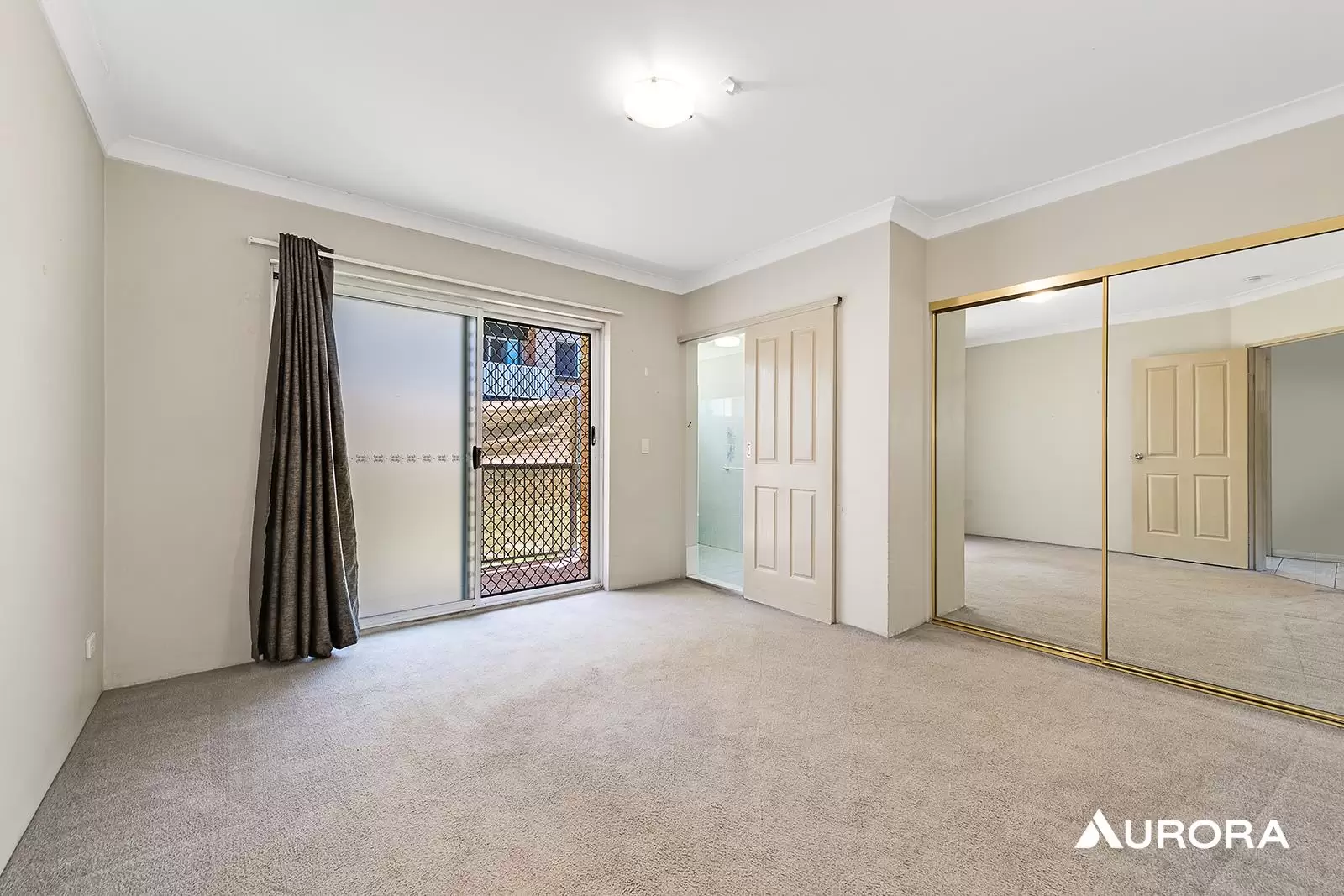 2/41 Cleveland Street, Greenslopes Leased by Aurora Property - image 4