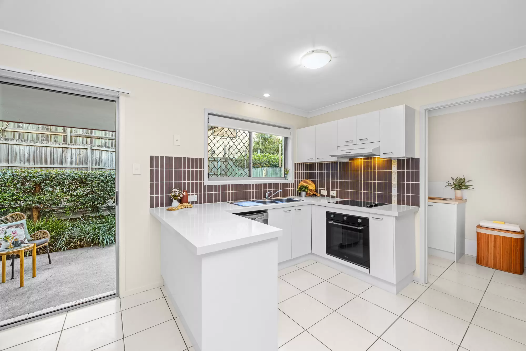 9/17 Fleet Street, Browns Plains Sold by Aurora Property - image 4