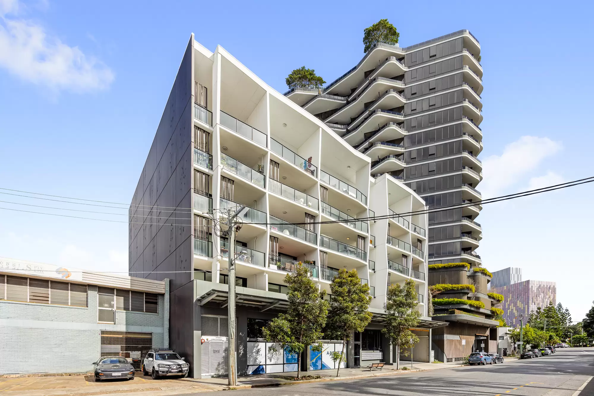 403/21 Nile Street, Woolloongabba Sold by Aurora Property - image 1