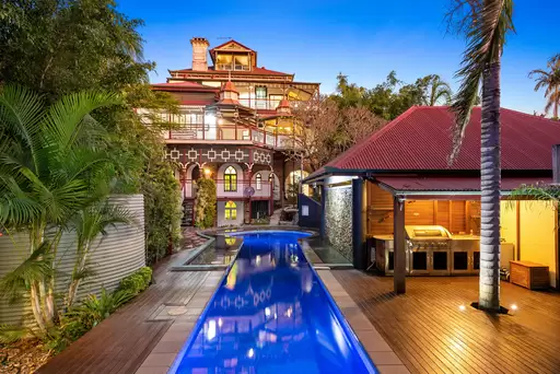 35 Brighton Road, Highgate Hill For Sale by Aurora Property