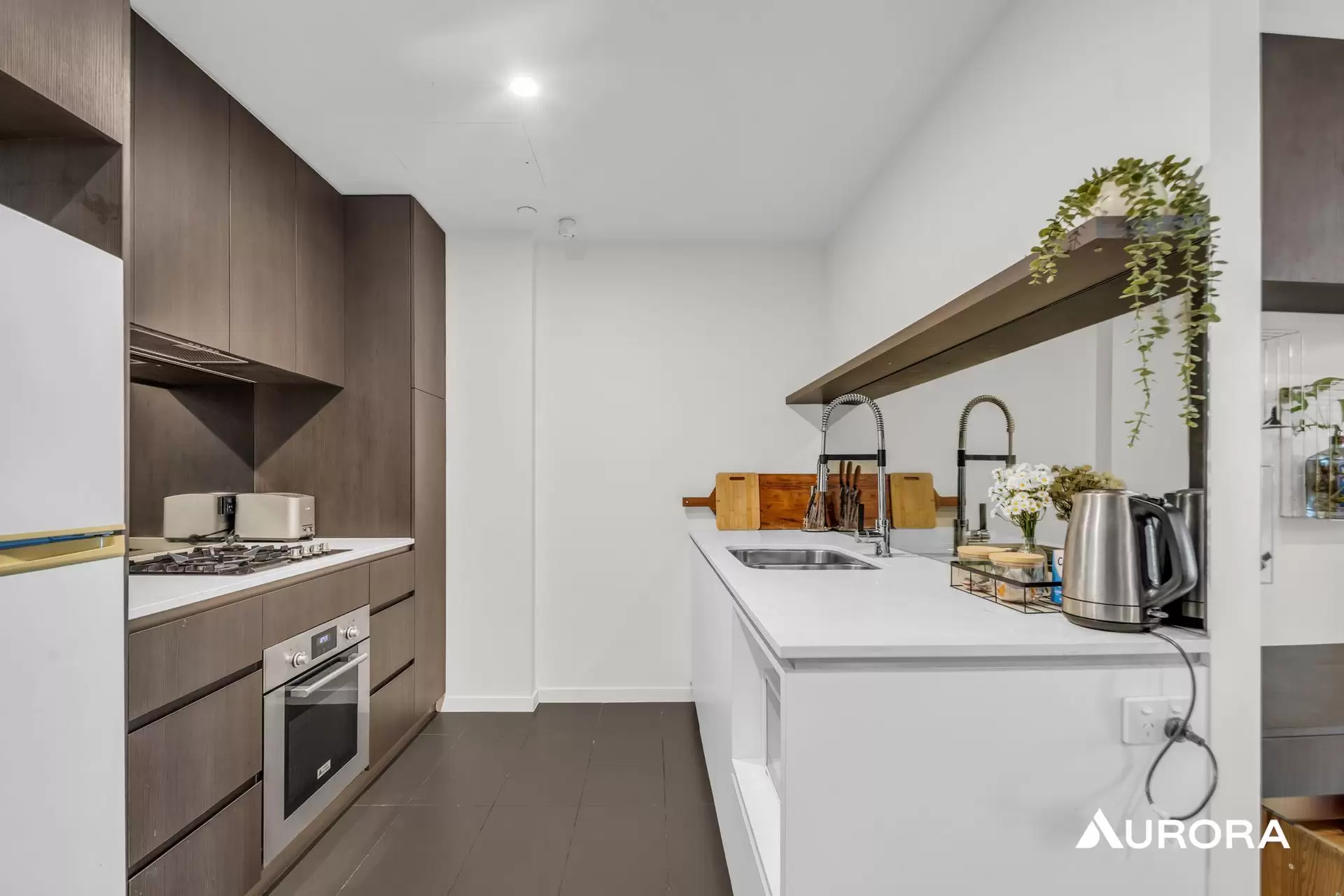 810/111 Melbourne Street, South Brisbane Leased by Aurora Property - image 1