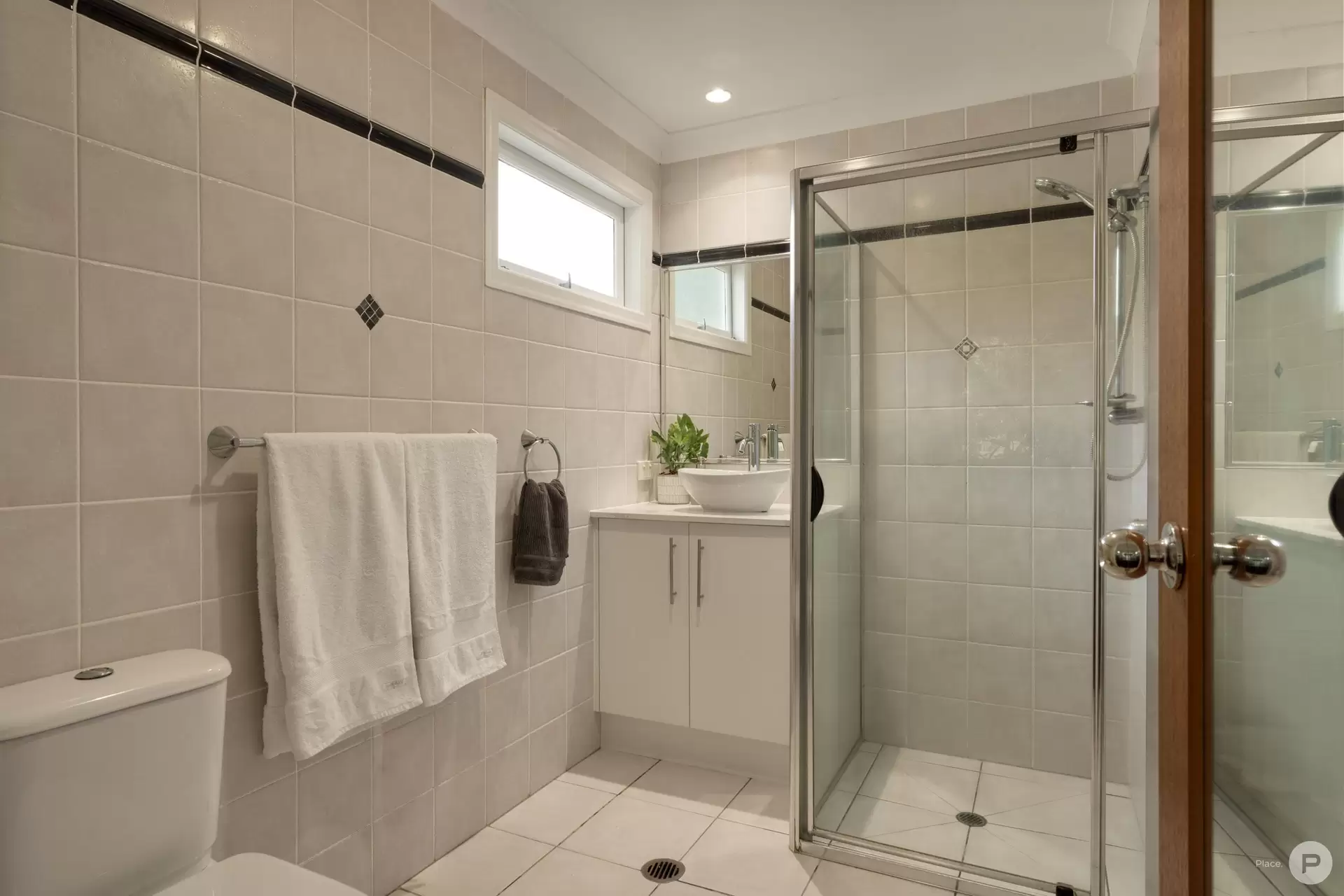 39 Bayview Terrace, Wavell Heights Sold by Aurora Property - image 1