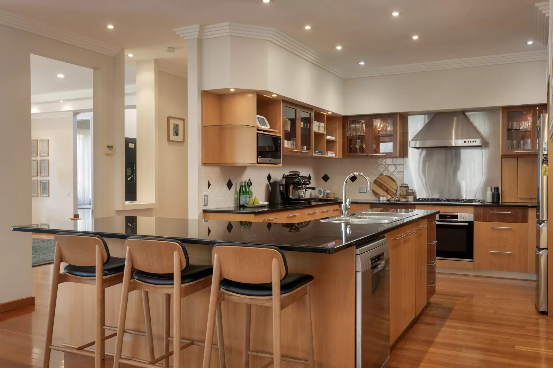 94 Pring Street, Hendra Sold by Aurora Property - image 1