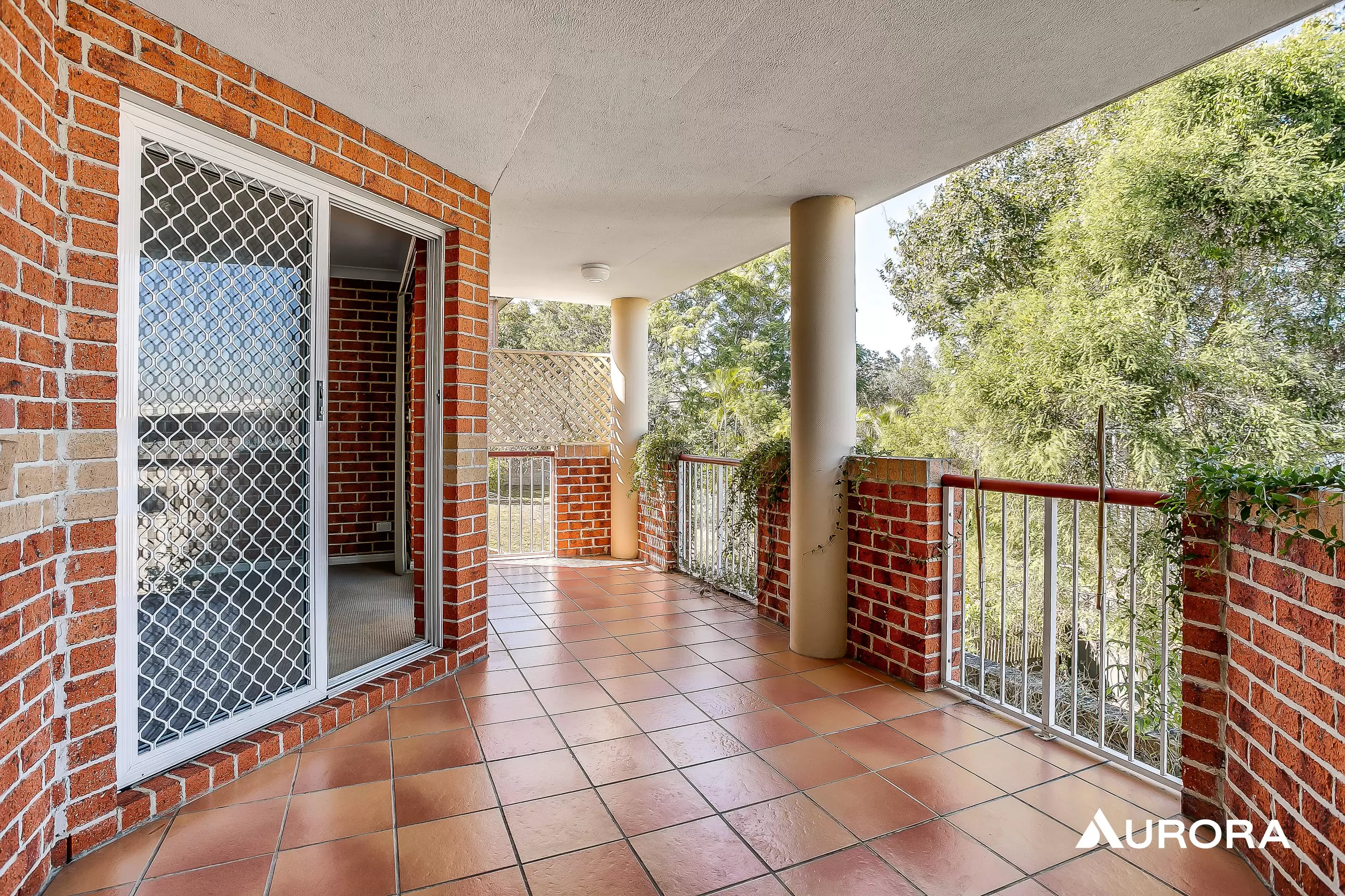 2/15 Wickham Street, Newmarket Leased by Aurora Property - image 2