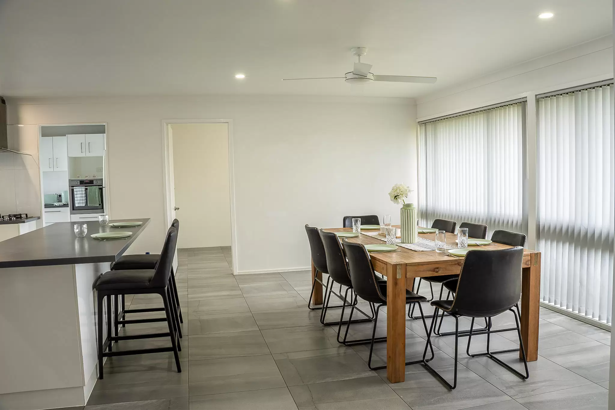 4 Burgallby Road, Springwood Sold by Aurora Property - image 3