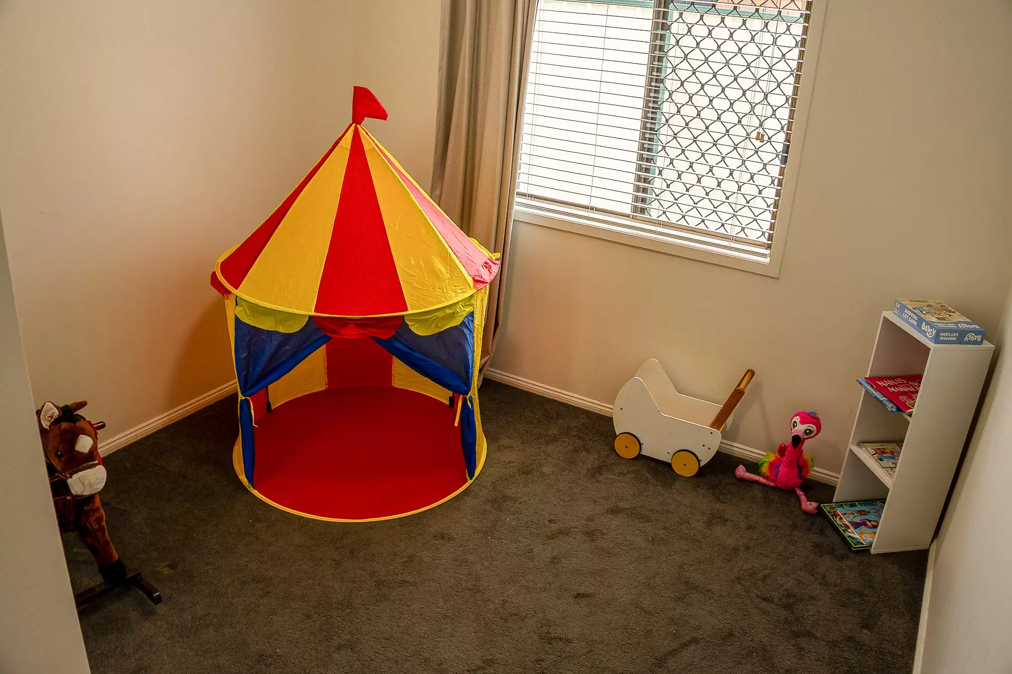 4 Burgallby Road, Springwood Sold by Aurora Property - image 10