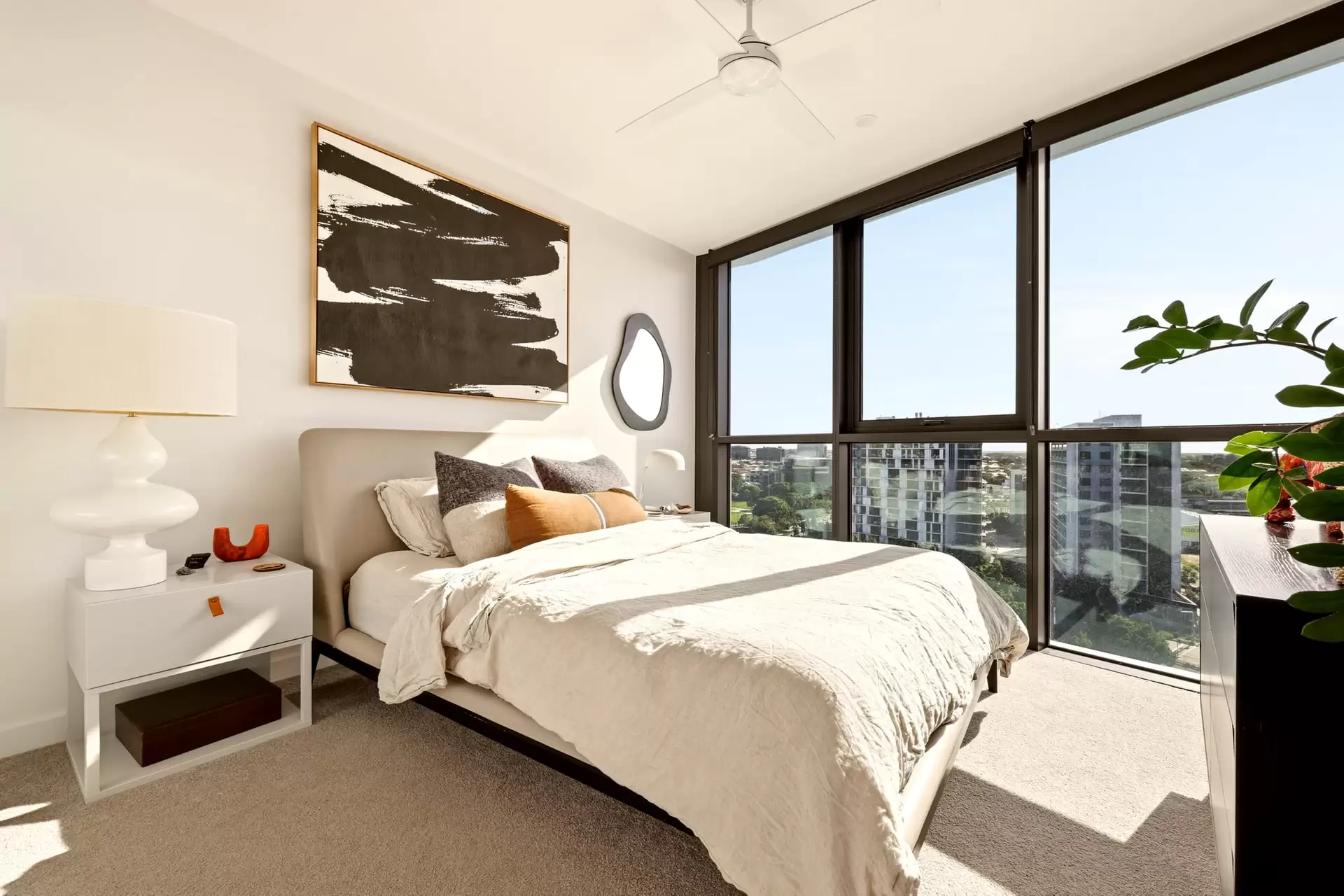 30909/15 Wharf Street, Hamilton Sold by Aurora Property - image 1