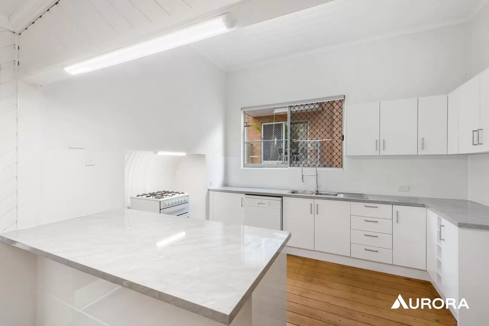 111 Baines Street, Kangaroo Point Leased by Aurora Property - image 2