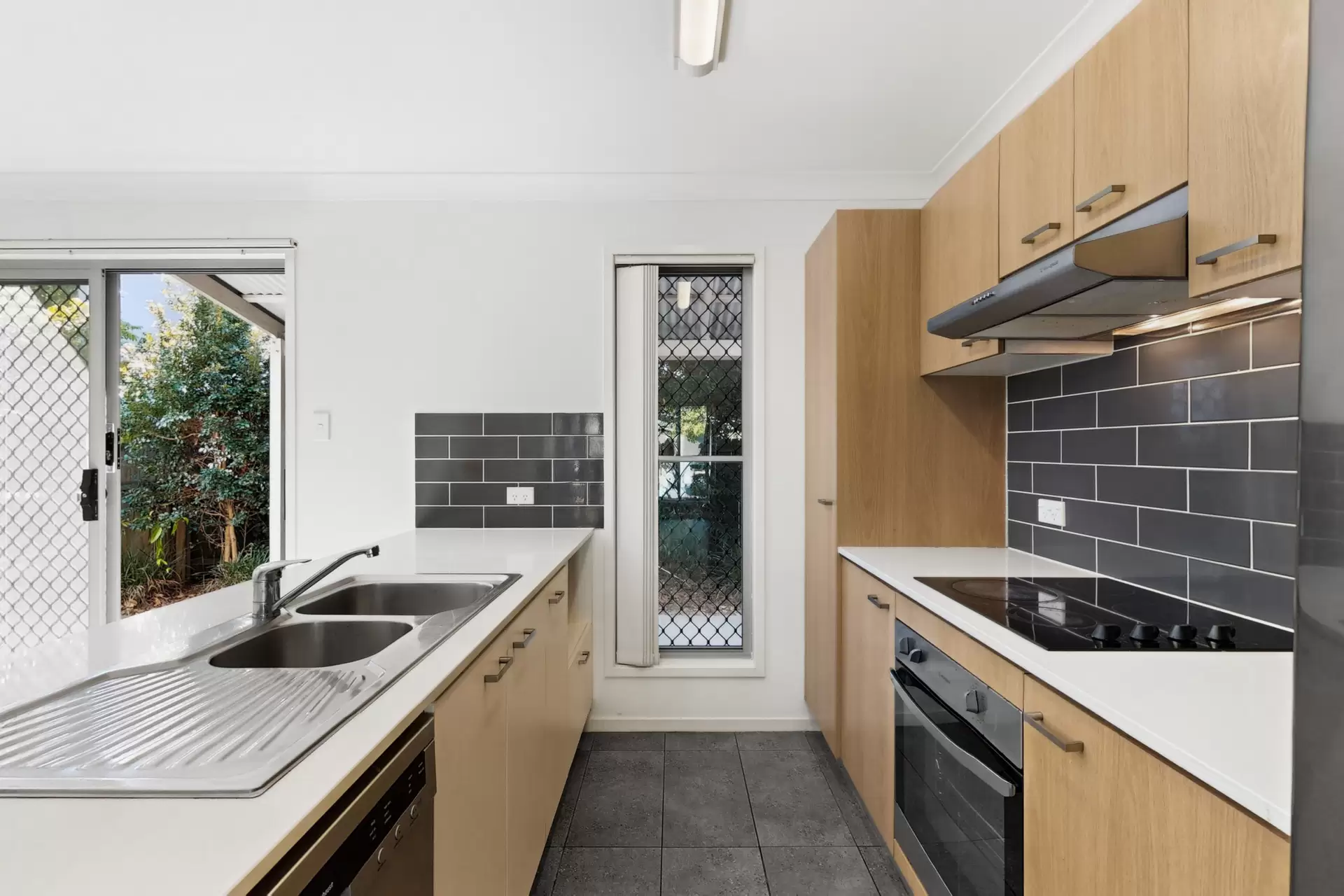 45/104A River Hills Road, Eagleby For Sale by Aurora Property - image 1