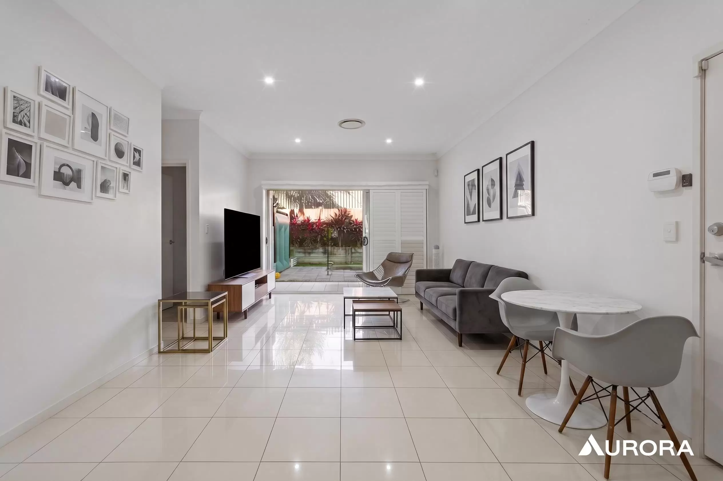 3/21 Dobson Street, Ascot Leased by Aurora Property - image 1