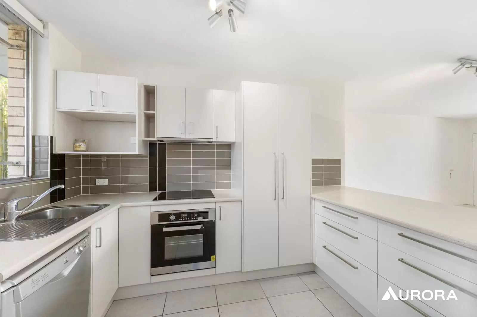 1/19 Balmoral Terrace, East Brisbane Leased by Aurora Property - image 1