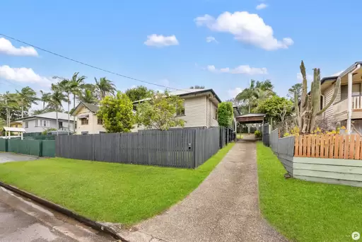 77 Doorey Street, Keperra Sold by Aurora Property