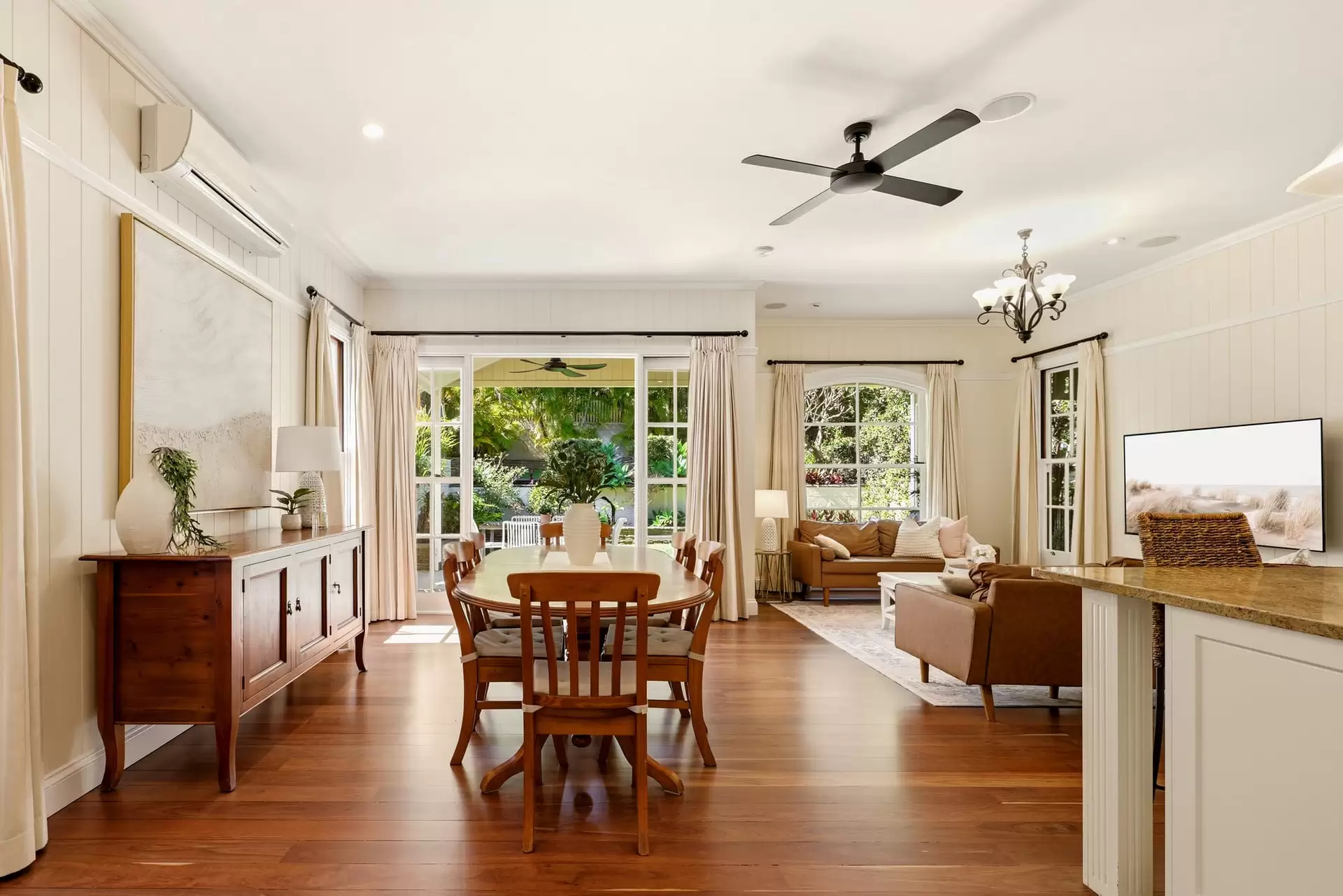 17 Wooloowin Avenue, Wooloowin Sold by Aurora Property - image 1