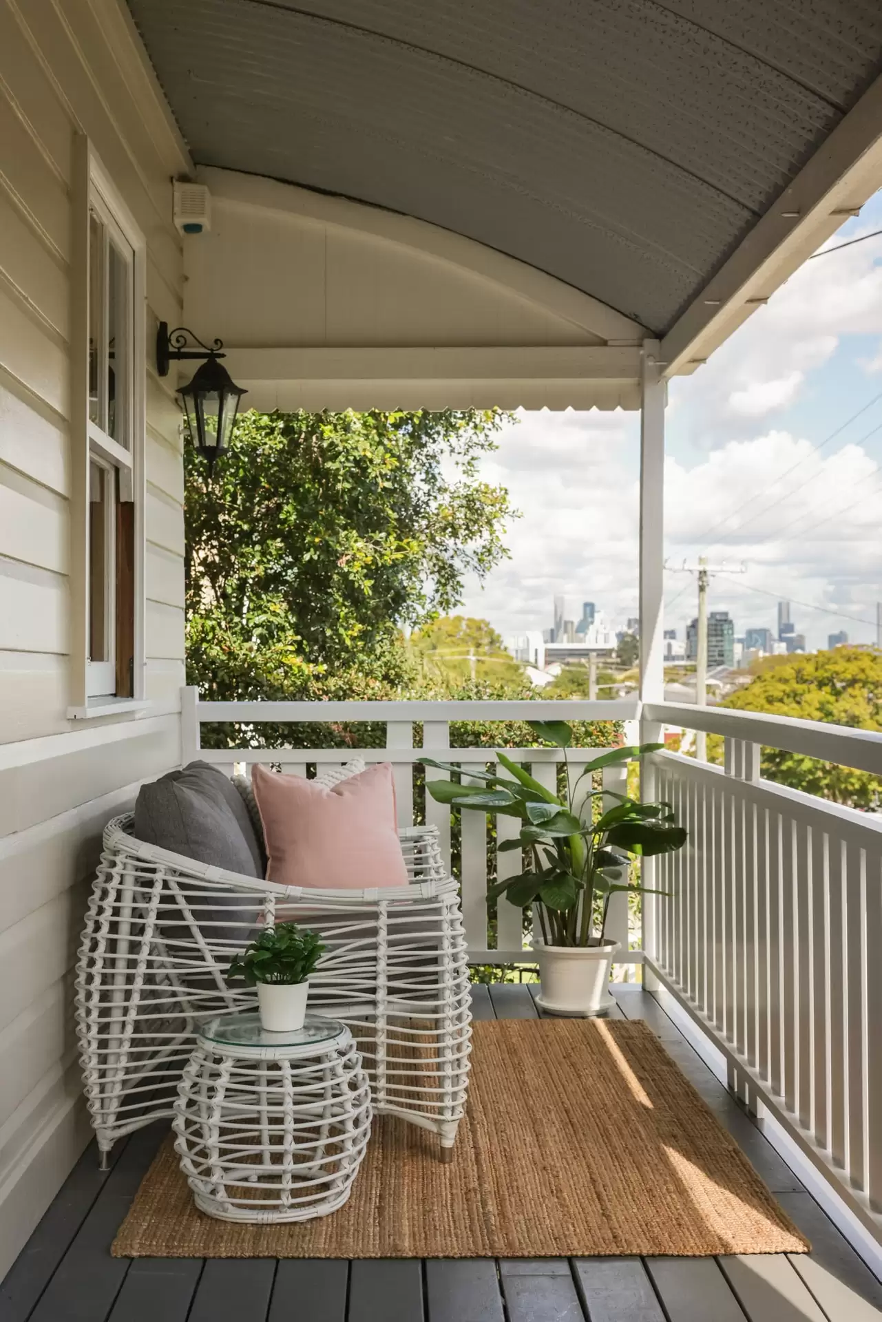 17 Wooloowin Avenue, Wooloowin Sold by Aurora Property - image 1