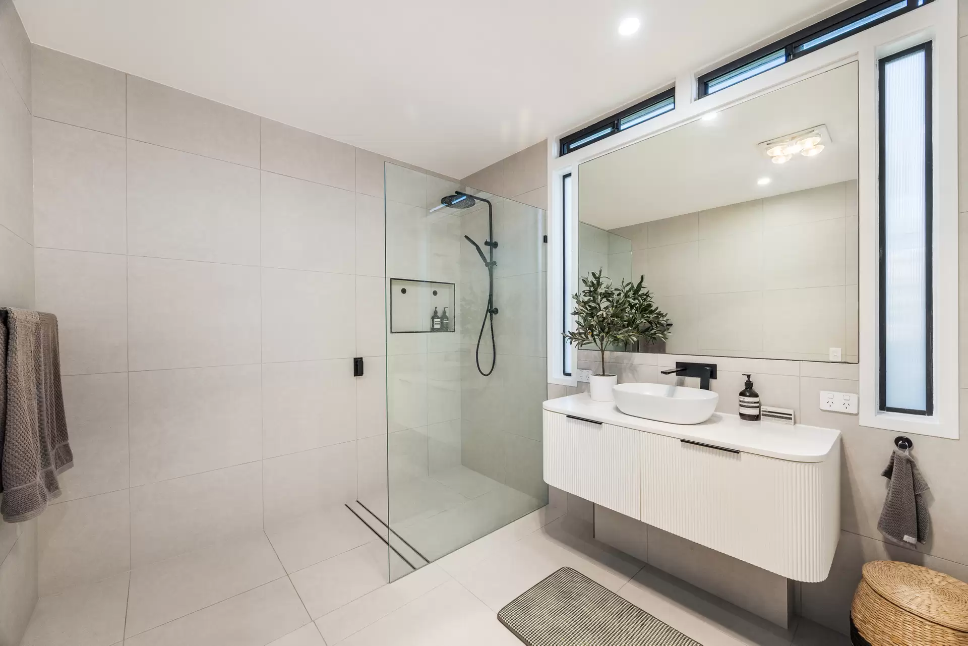 20 Westhoff Road, Northgate For Sale by Aurora Property - image 1