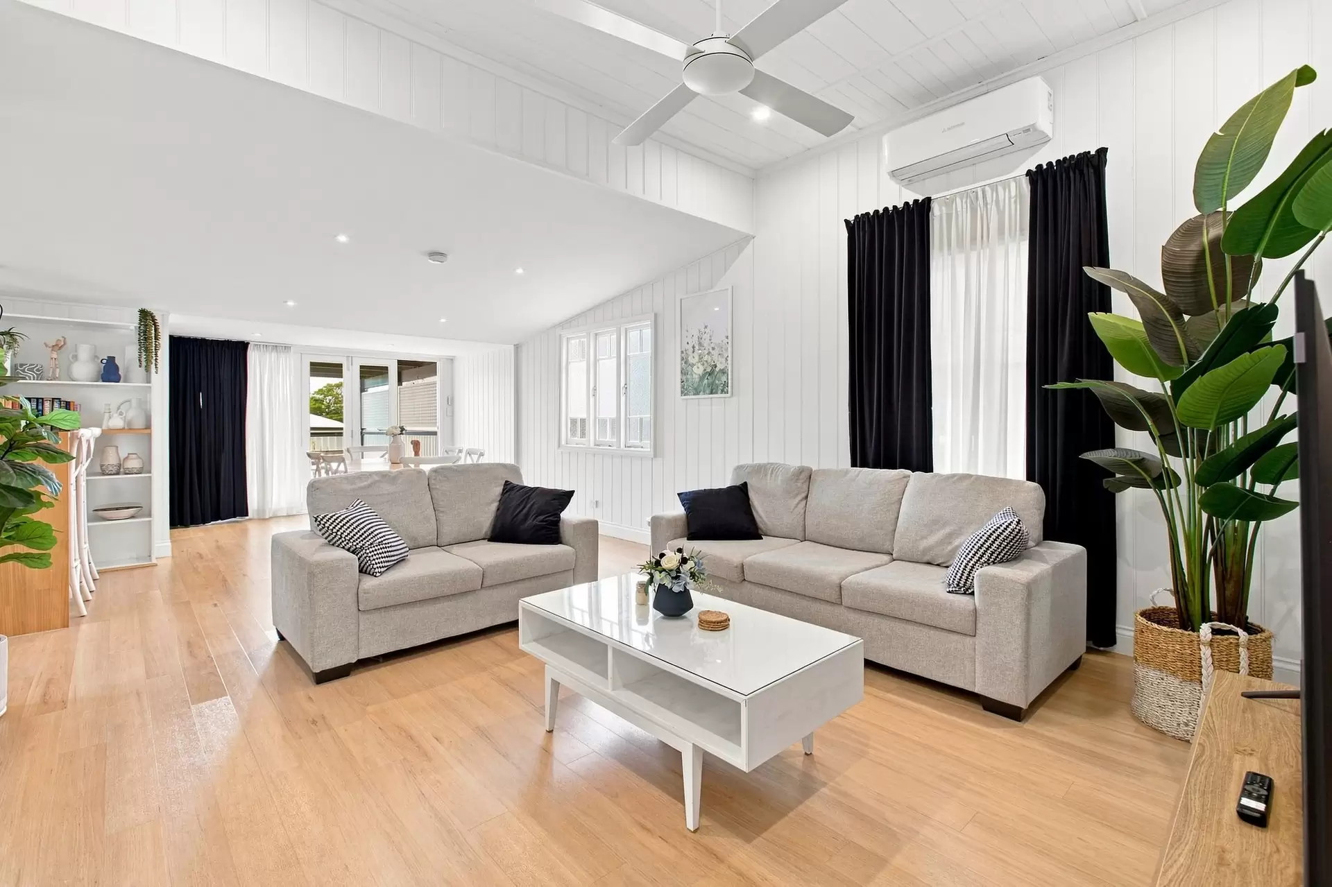 259a Junction Road, Clayfield Leased by Aurora Property - image 1