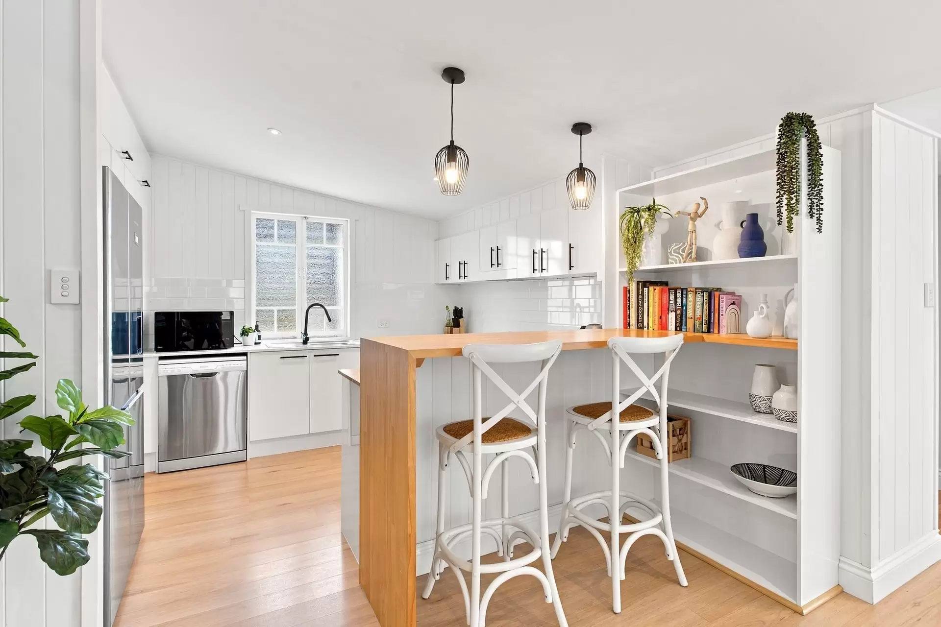 259a Junction Road, Clayfield Leased by Aurora Property - image 1