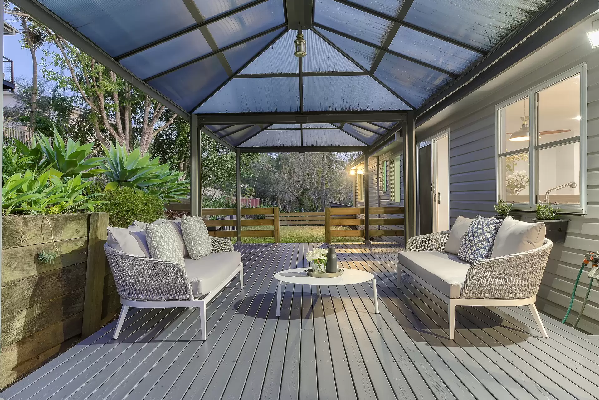 18 Blackwood Drive, Arana Hills Sold by Aurora Property - image 1