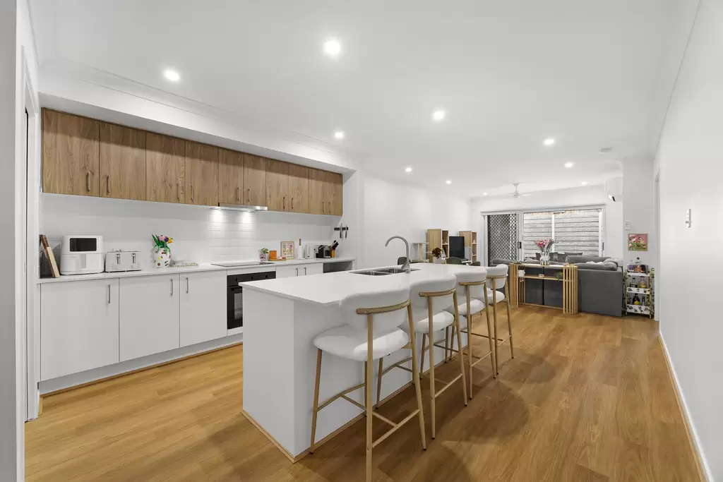 27 Magnetic Street, Morayfield For Sale by Aurora Property