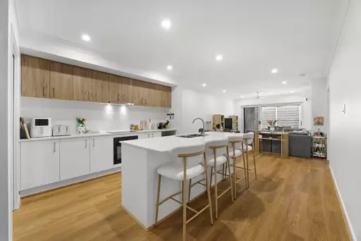 27 Magnetic Street, Morayfield For Sale by Aurora Property
