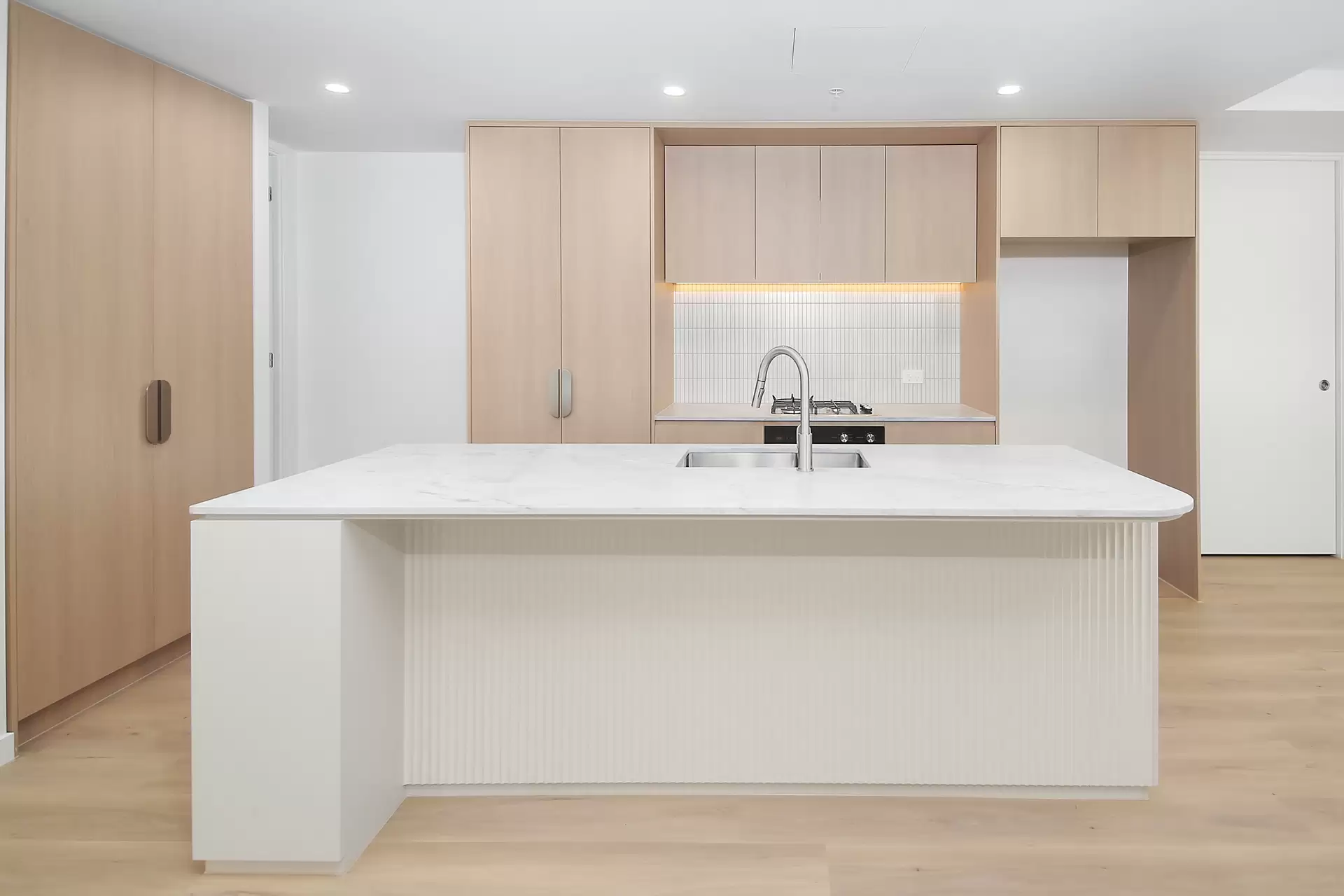 1706/33 Railway Terrace, Milton For Lease by Aurora Property - image 1