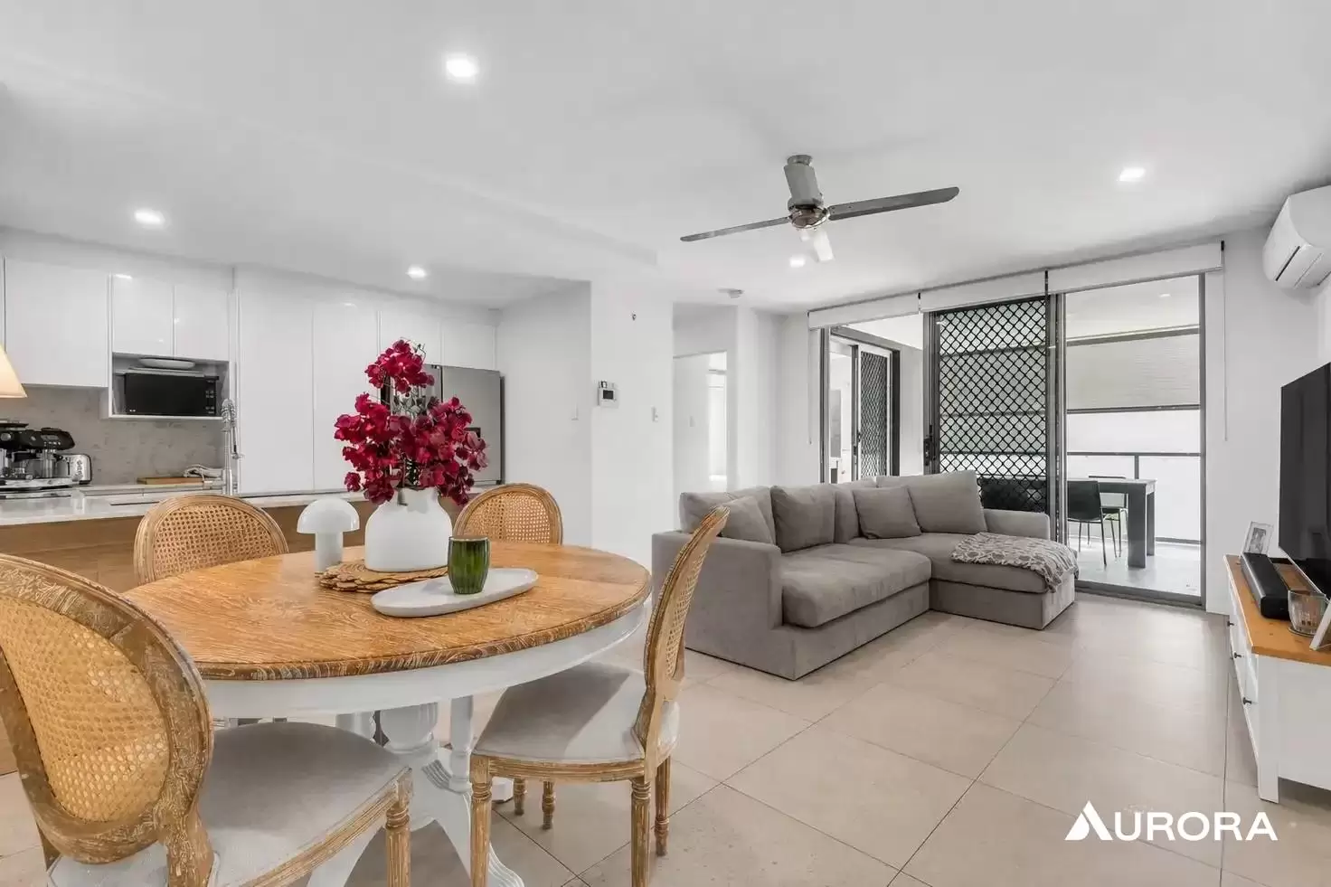 3/49 Elizabeth Street, Toowong Leased by Aurora Property - image 1