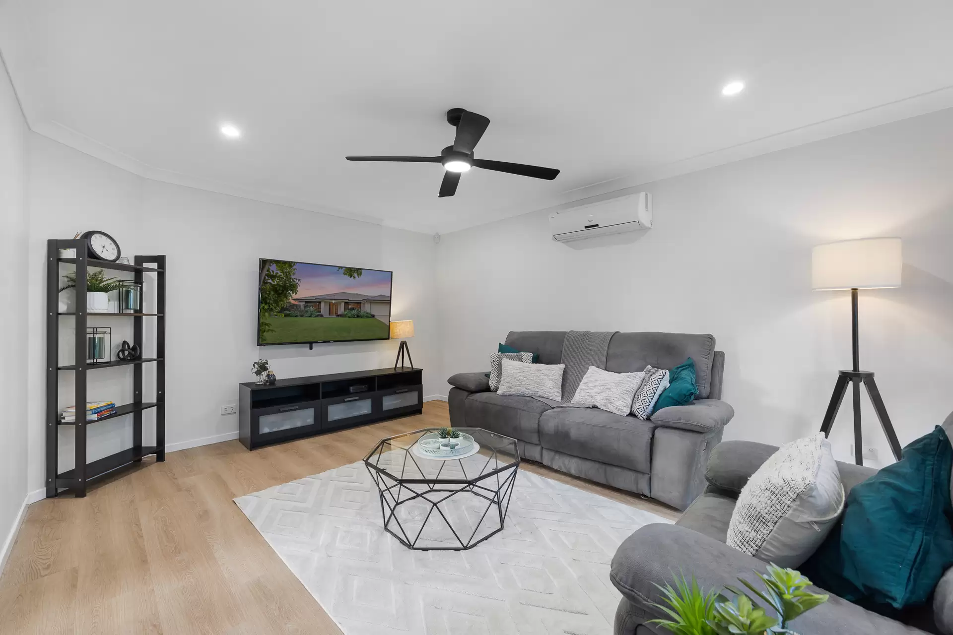 29 Links Crescent, Joyner For Sale by Aurora Property - image 1