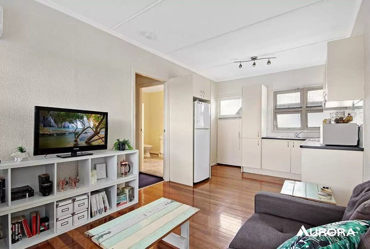 2/538 Sandgate Road, Clayfield Leased by Aurora Property - image 2