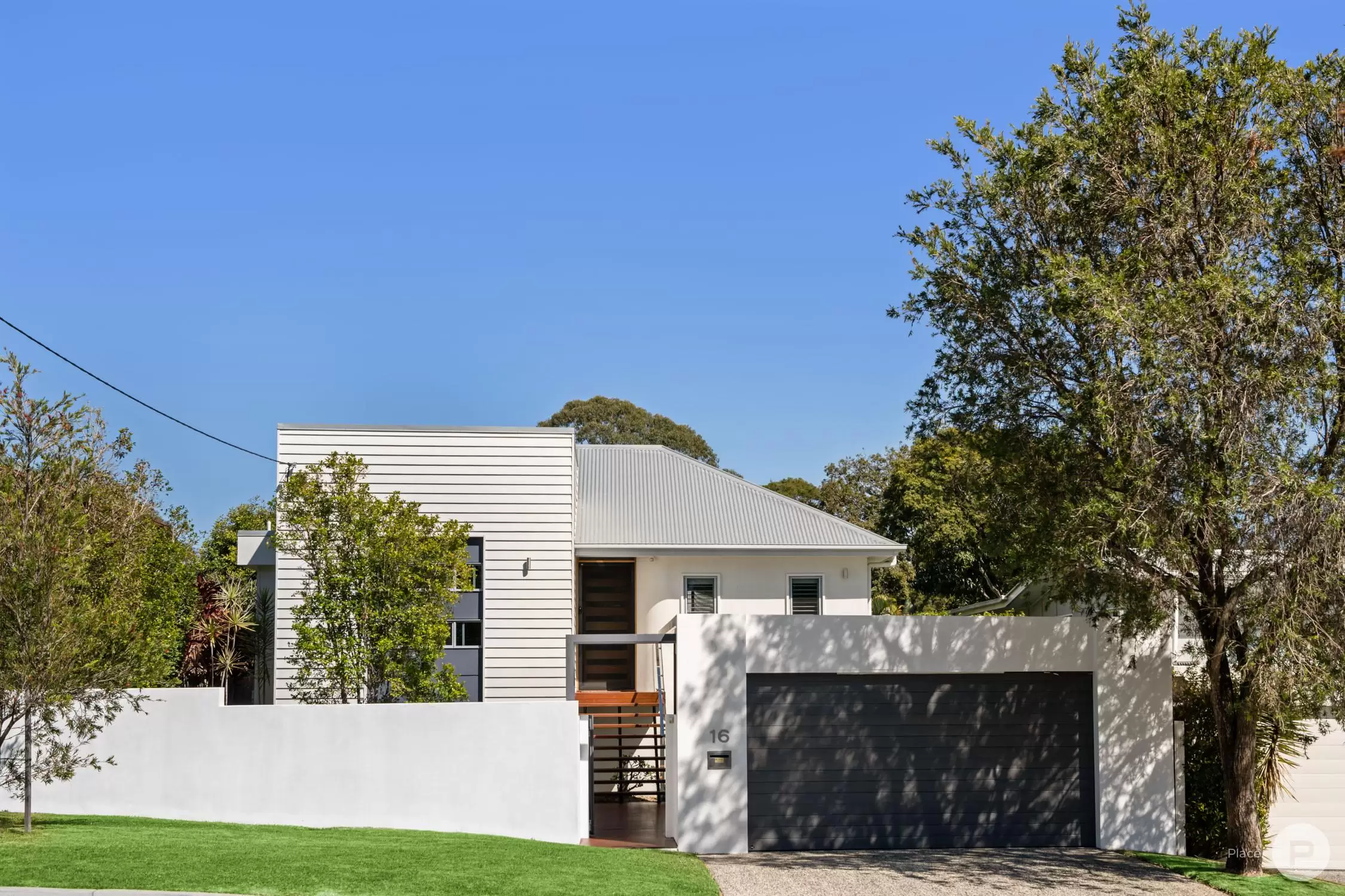 16 Barrhead Street, Wavell Heights Sold by Aurora Property - image 1