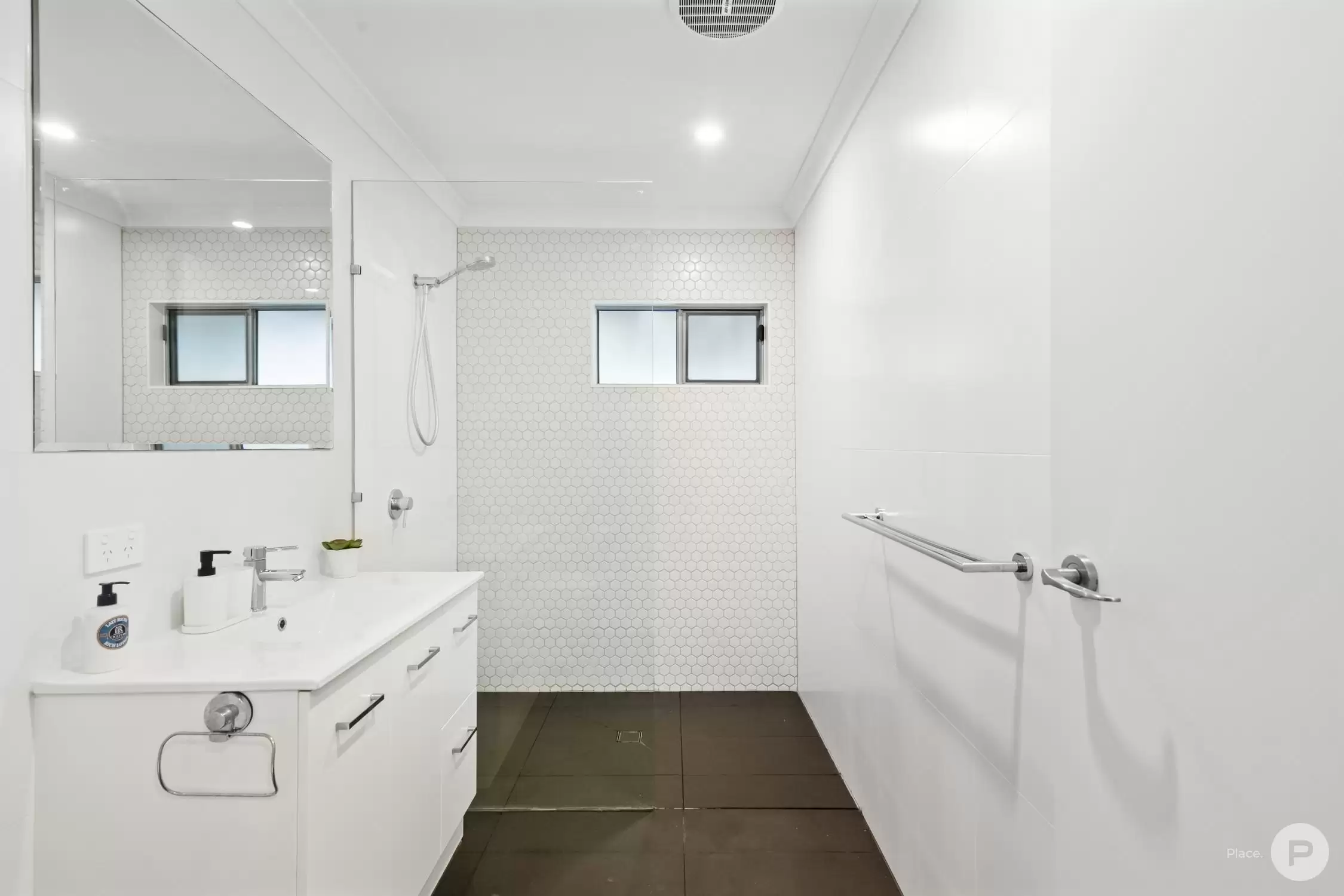 16 Barrhead Street, Wavell Heights Sold by Aurora Property - image 21