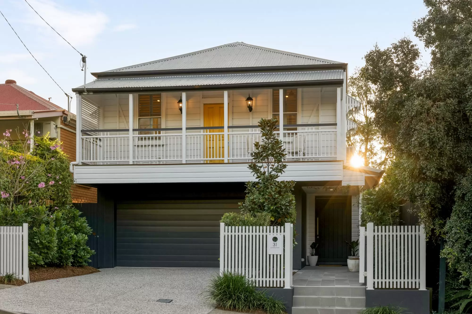 31 Caroline Street, Annerley Sold by Aurora Property - image 1