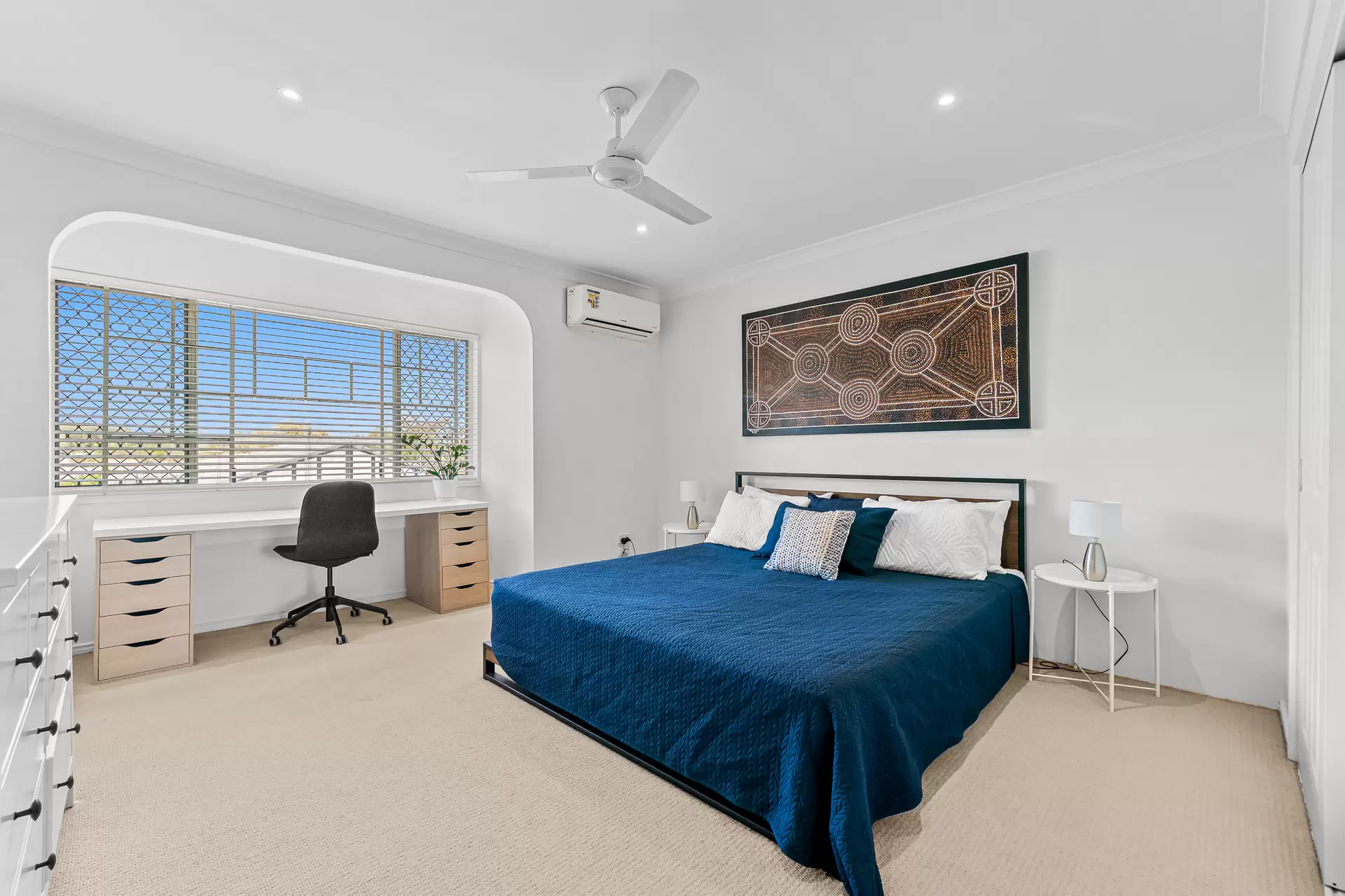 23/18 Magellan Road, Springwood Sold by Aurora Property - image 1