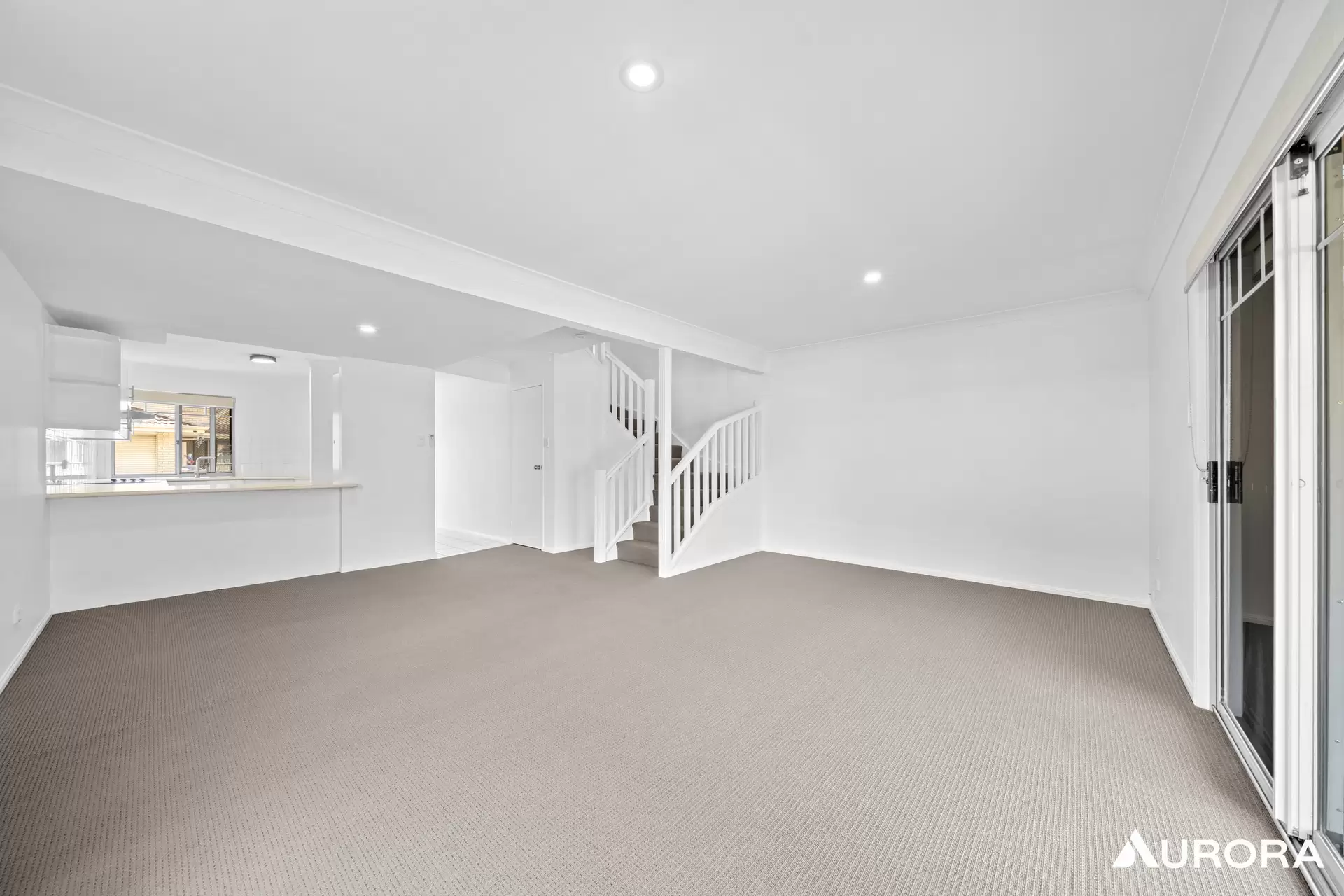 5/10 Lawrence Close, Robertson Leased by Aurora Property - image 1