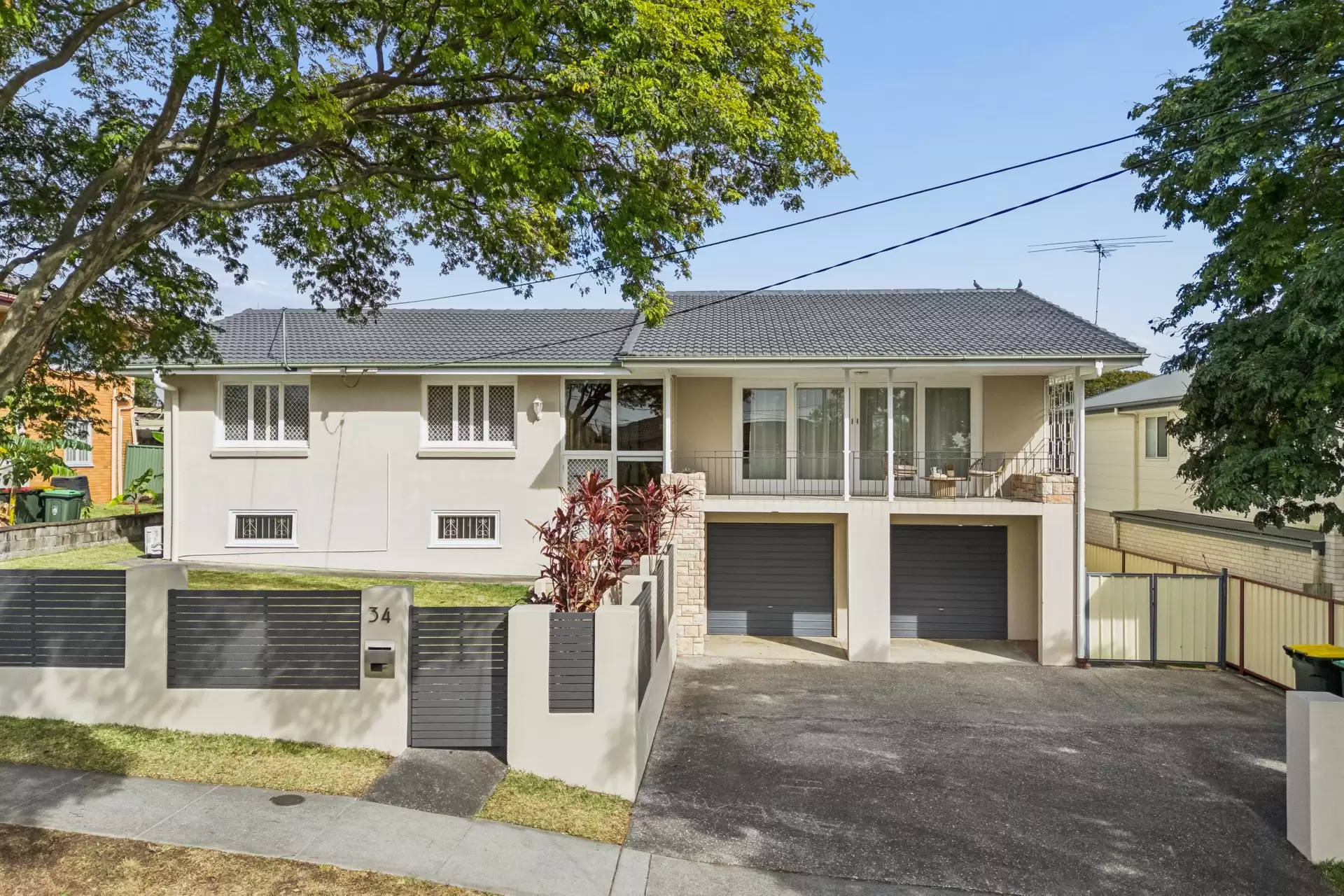 34 Cresthaven Drive, Mansfield For Sale by Aurora Property - image 1