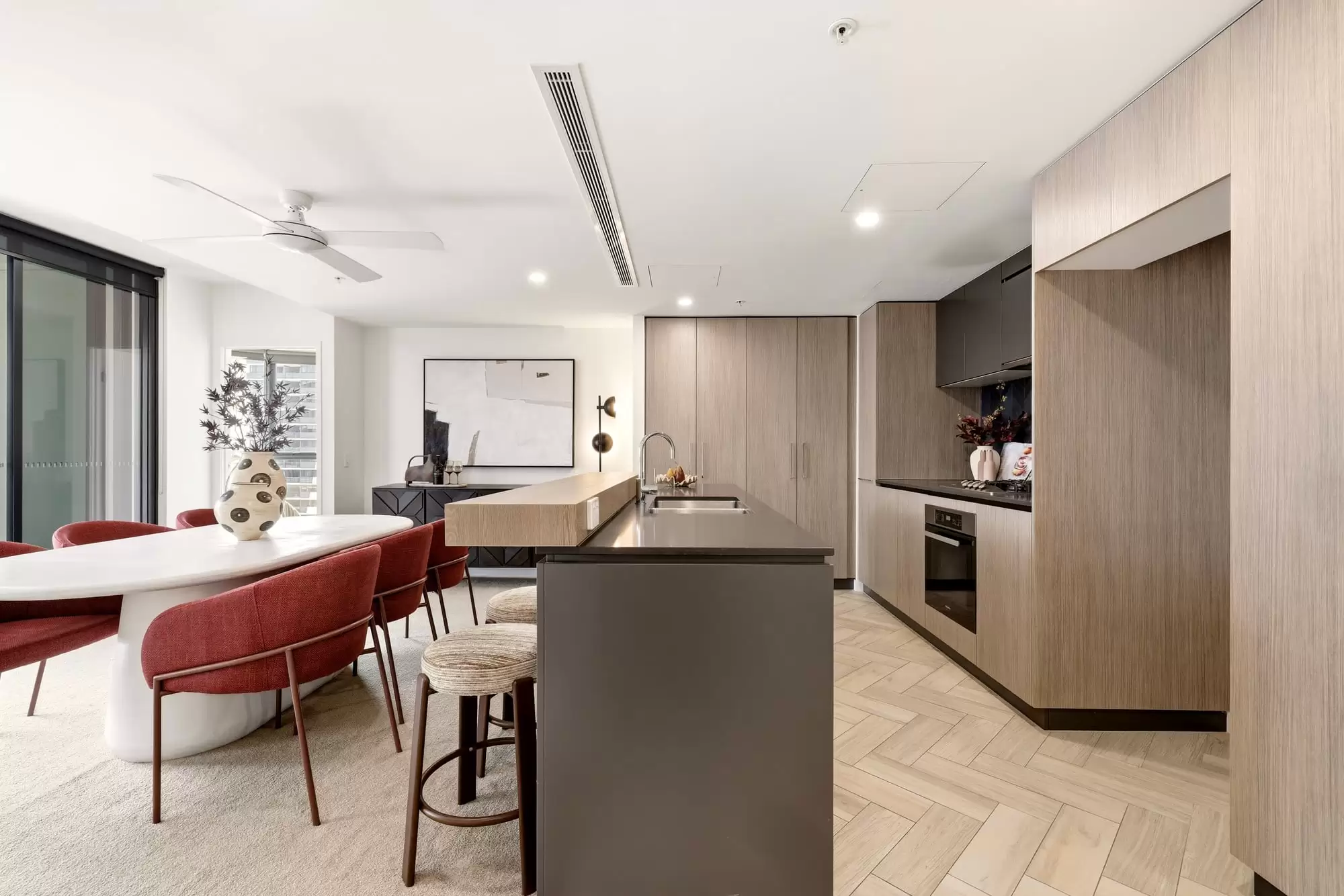 10905/7 Wharf Street, Hamilton For Sale by Aurora Property - image 3