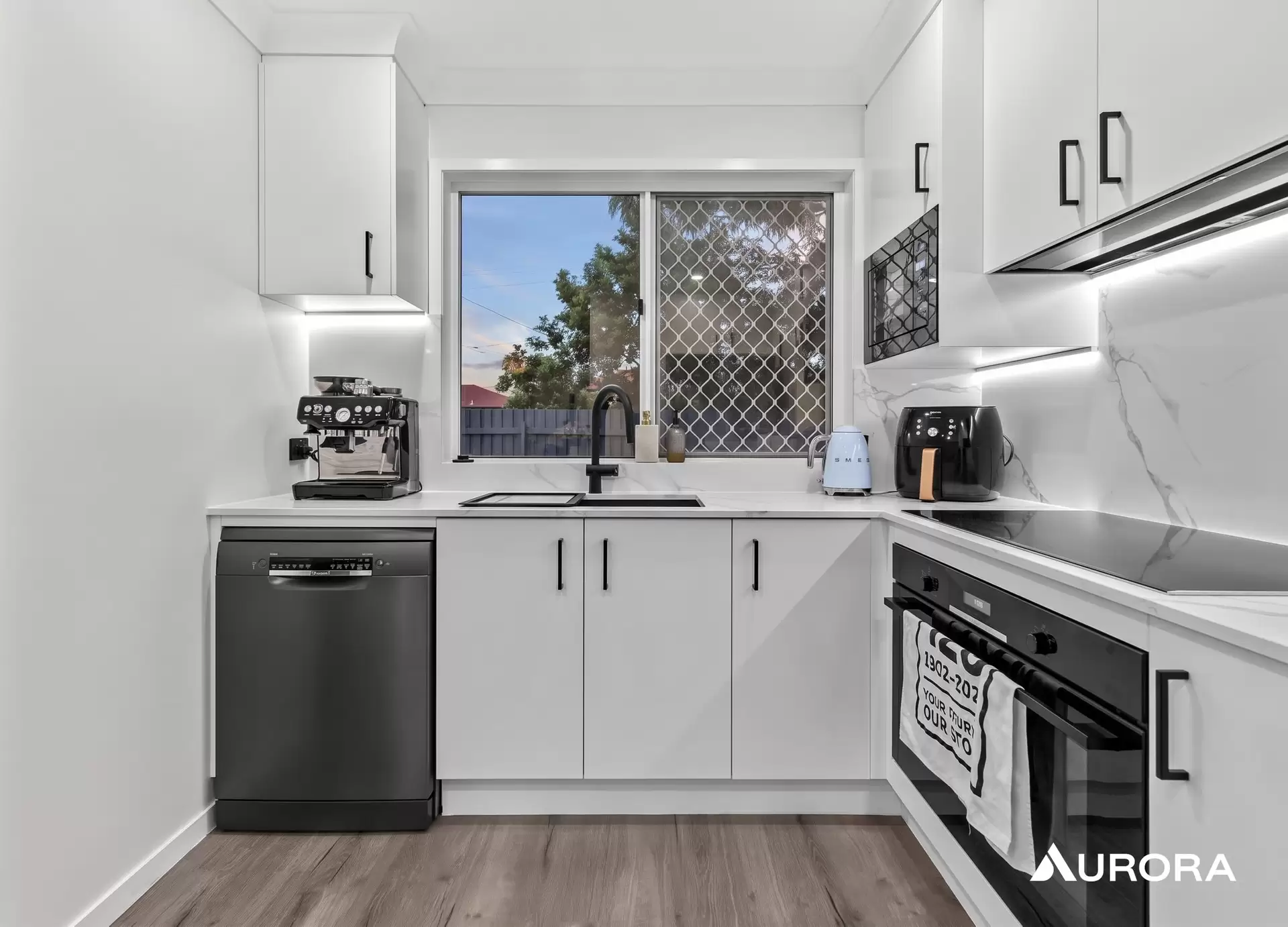 1/21 Wallace Street, Chermside Leased by Aurora Property - image 1