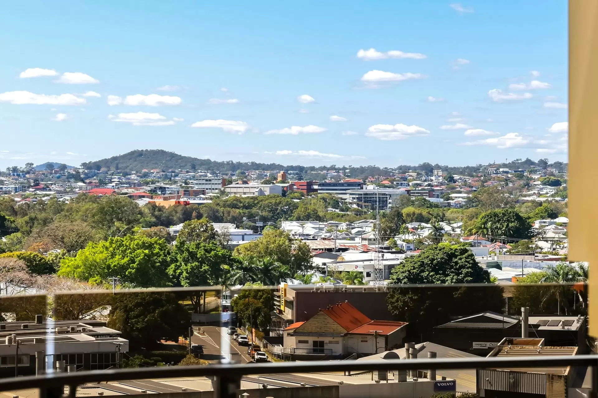 905/62 Logan Road, Woolloongabba For Sale by Aurora Property - image 1