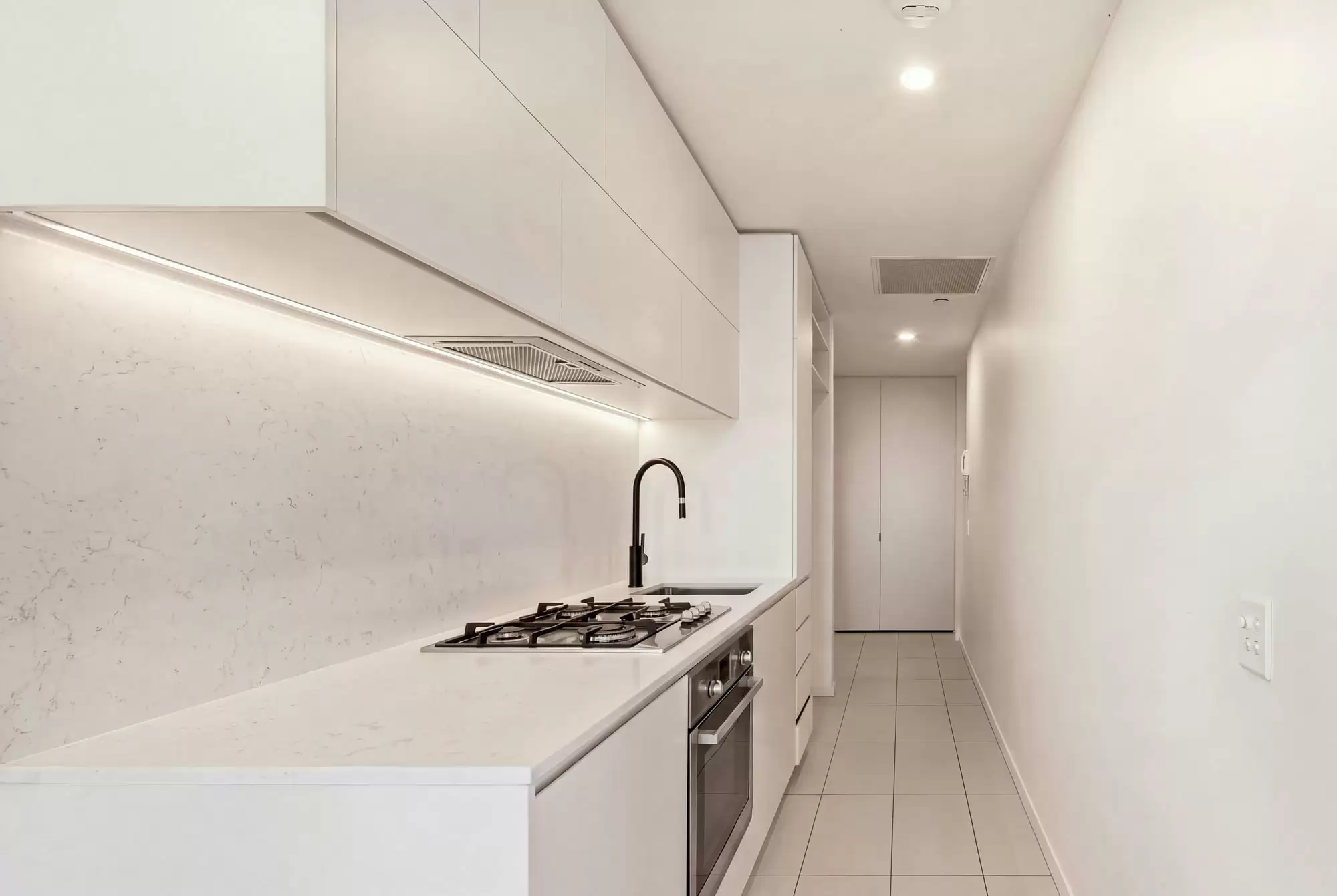 905/62 Logan Road, Woolloongabba For Sale by Aurora Property - image 4