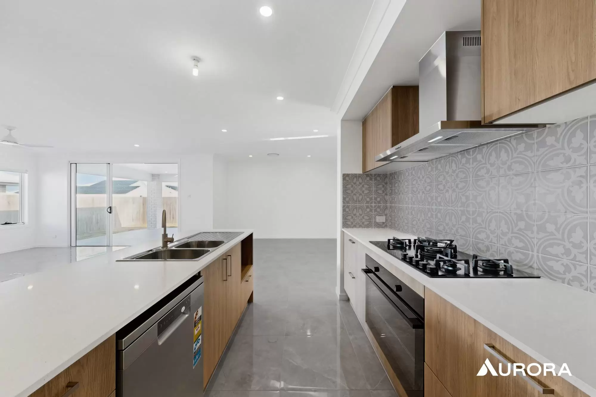 6 Heathcote Circuit, Redland Bay For Lease by Aurora Property - image 2