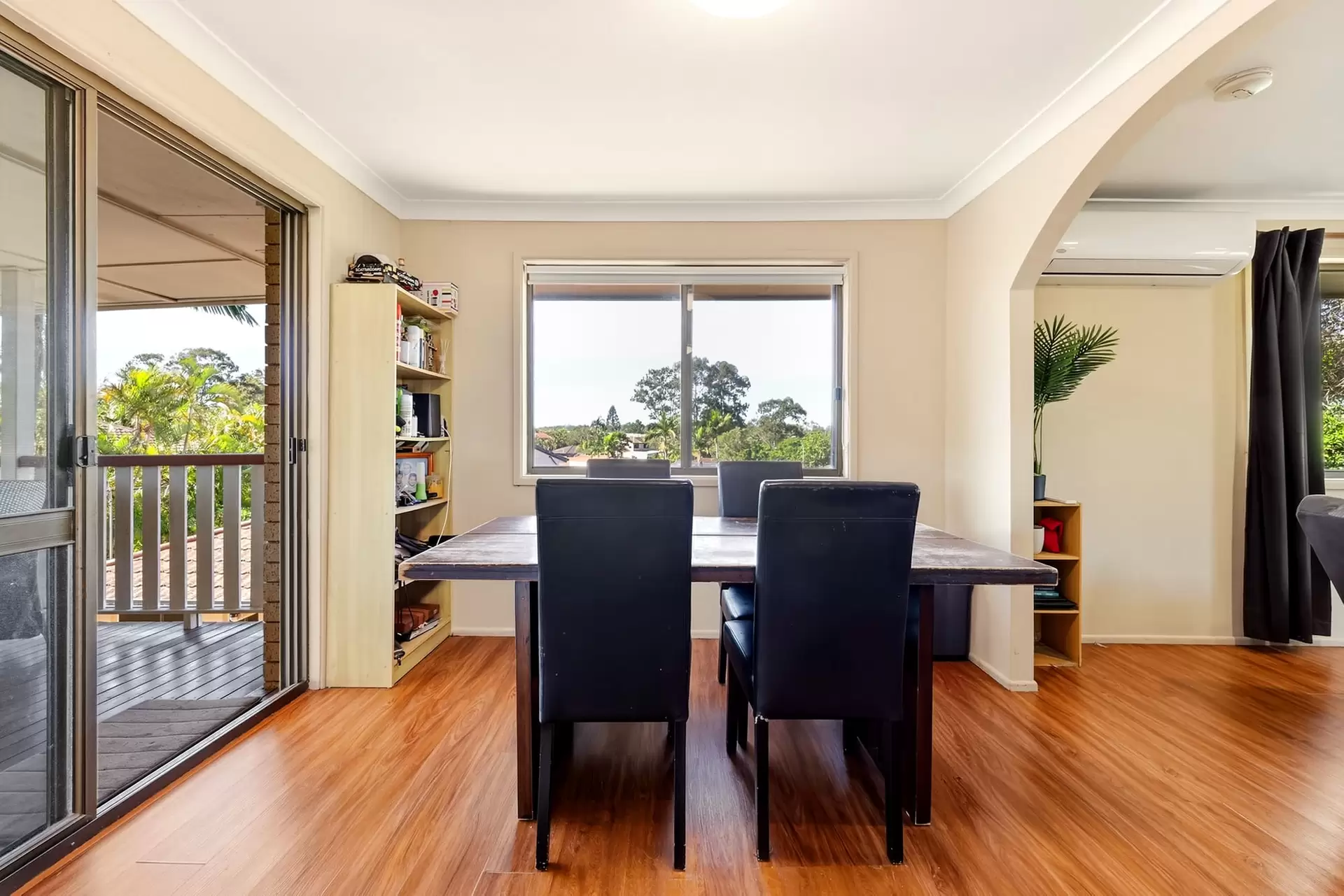 5 Whitecastle Street, Carindale For Sale by Aurora Property - image 1