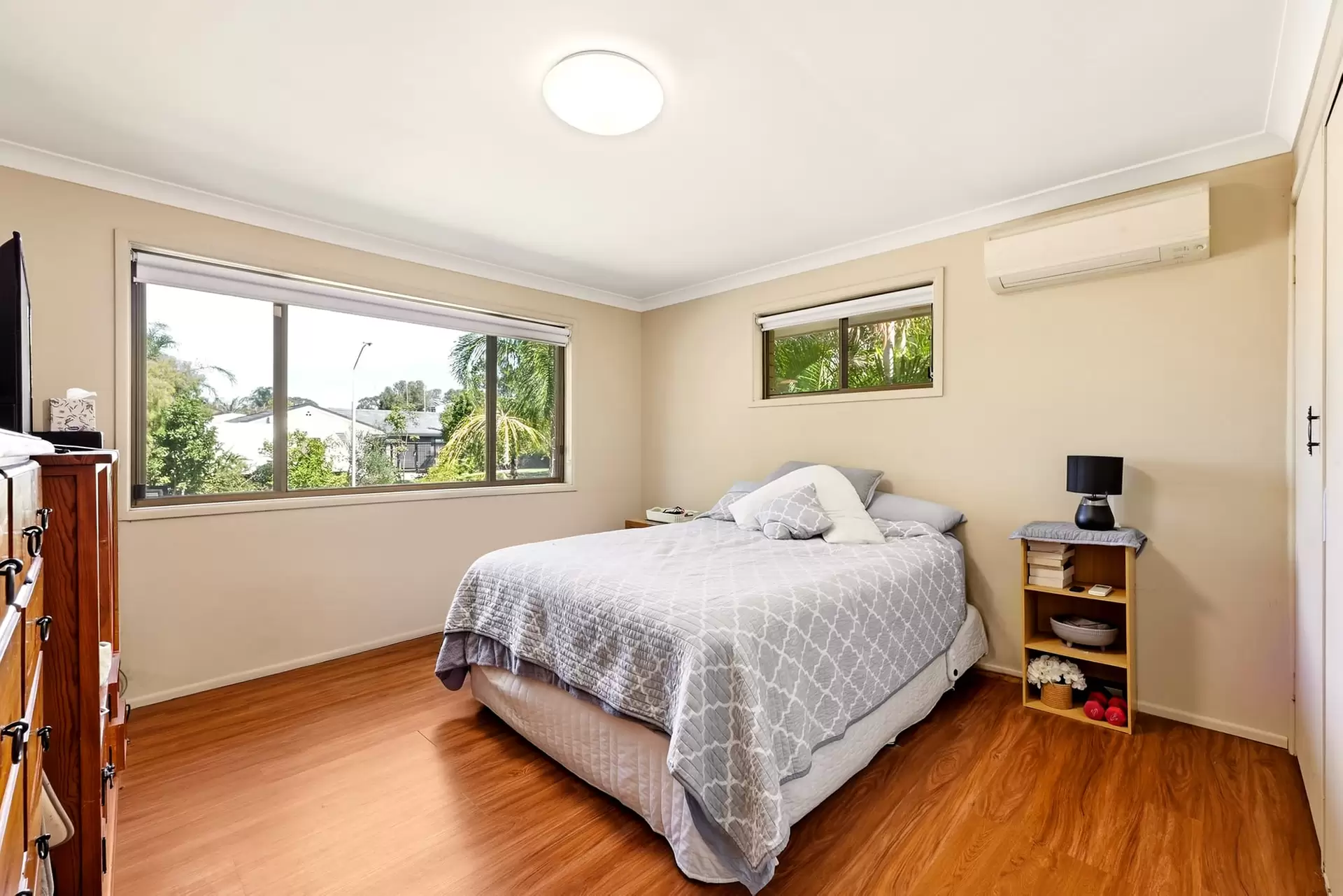 5 Whitecastle Street, Carindale For Sale by Aurora Property - image 1