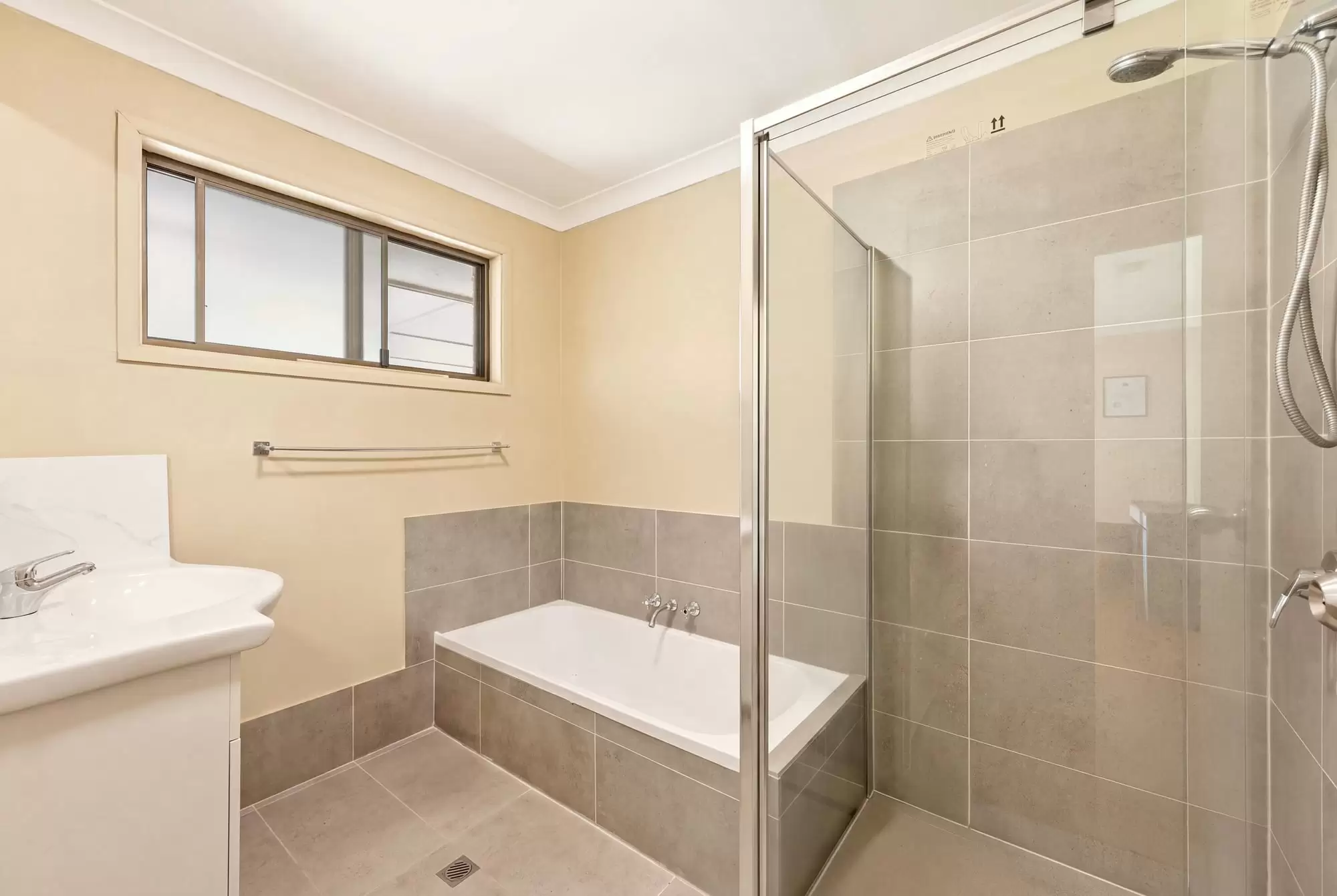 5 Whitecastle Street, Carindale For Sale by Aurora Property - image 7