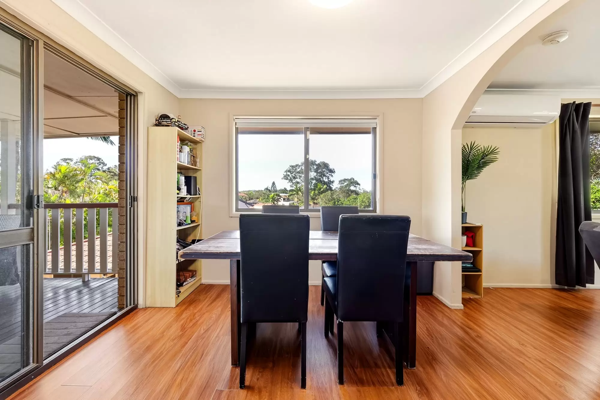 5 Whitecastle Street, Carindale For Sale by Aurora Property - image 4