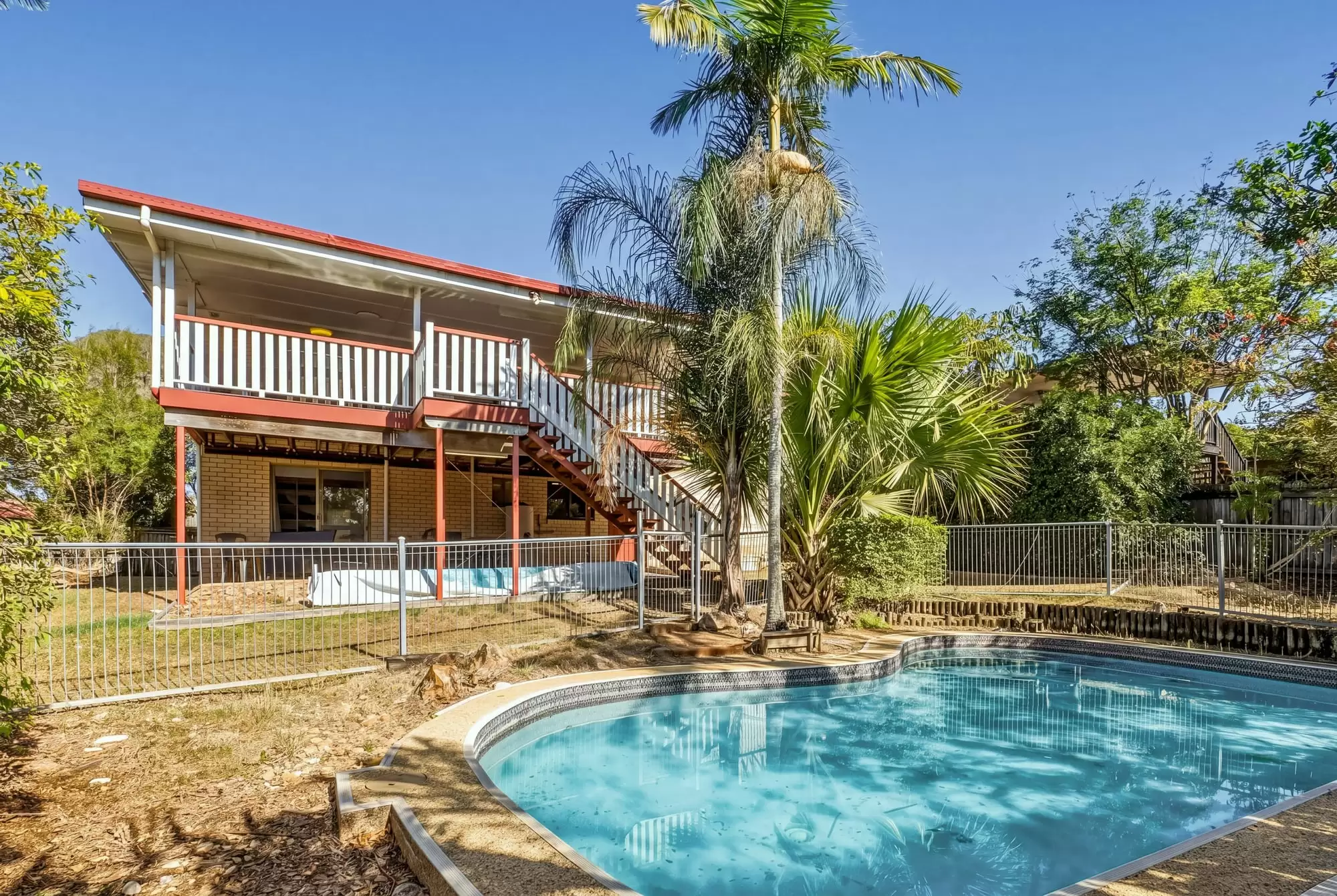5 Whitecastle Street, Carindale For Sale by Aurora Property - image 1