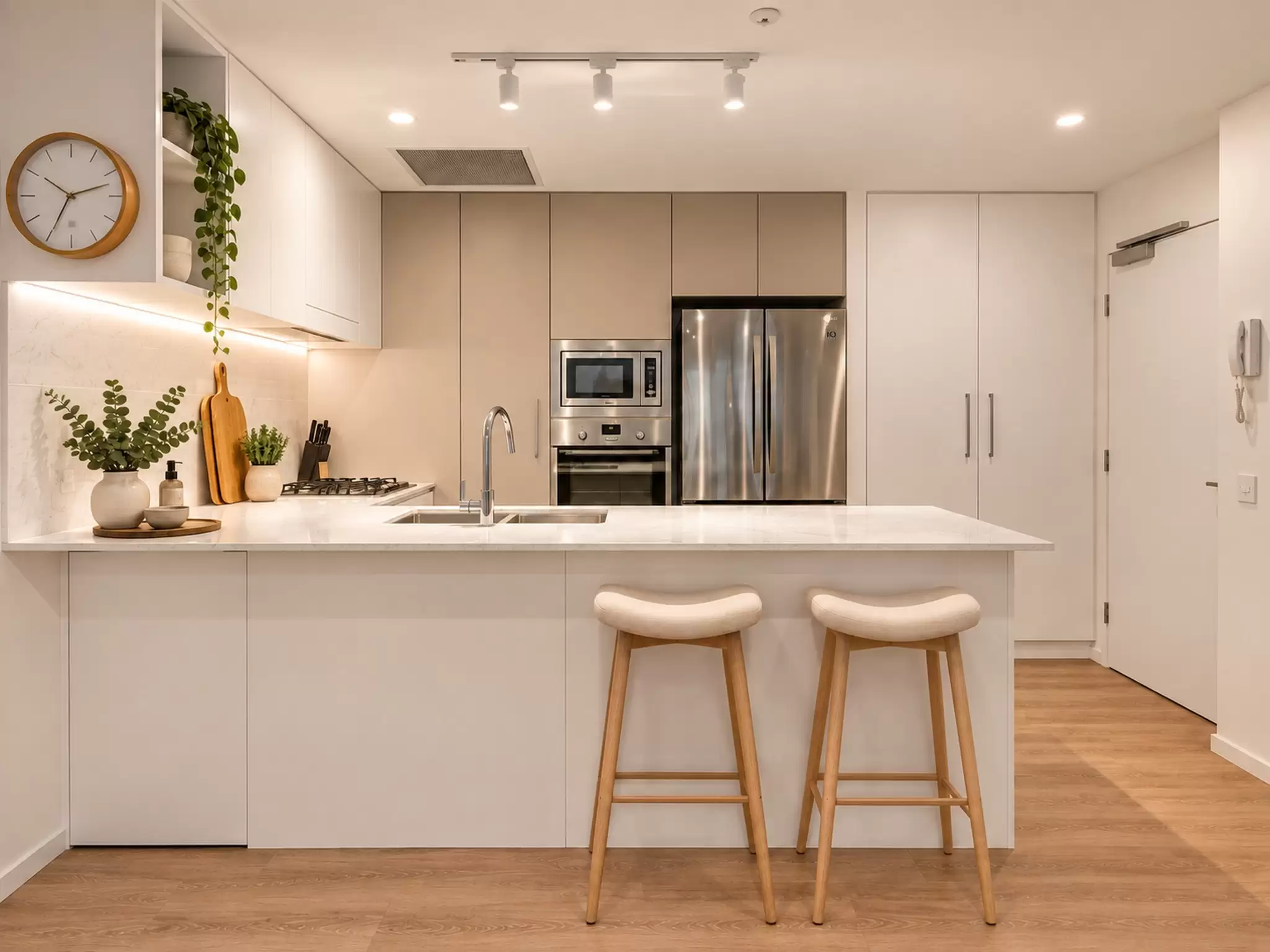 1904/14 Trafalgar Street, Woolloongabba Auction by Aurora Property - image 6