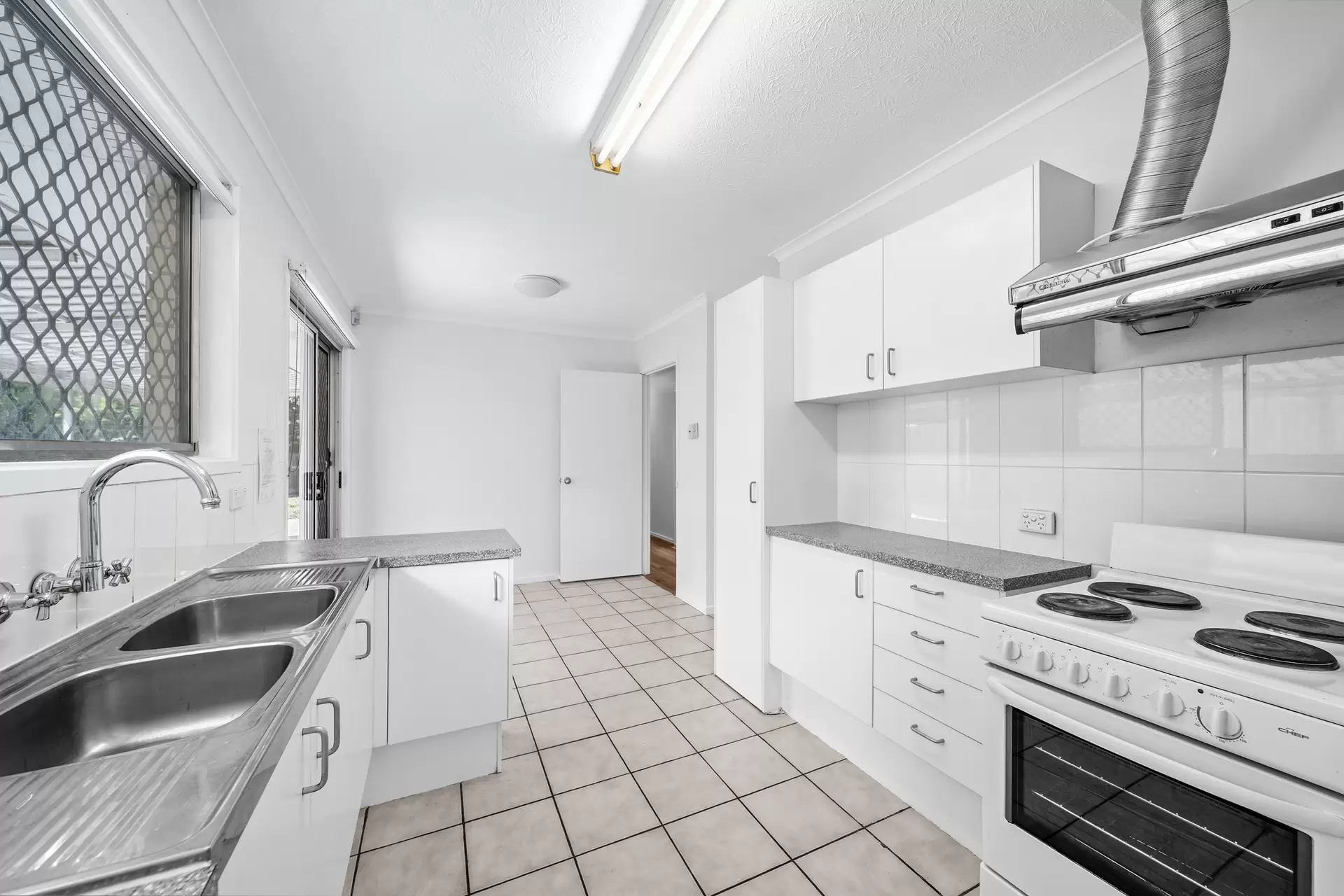 379 McCullough St, Sunnybank For Lease by Aurora Property - image 1
