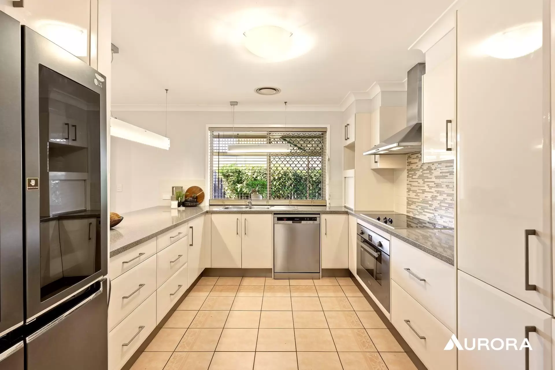 15 Suellen Close, Belmont Leased by Aurora Property - image 1