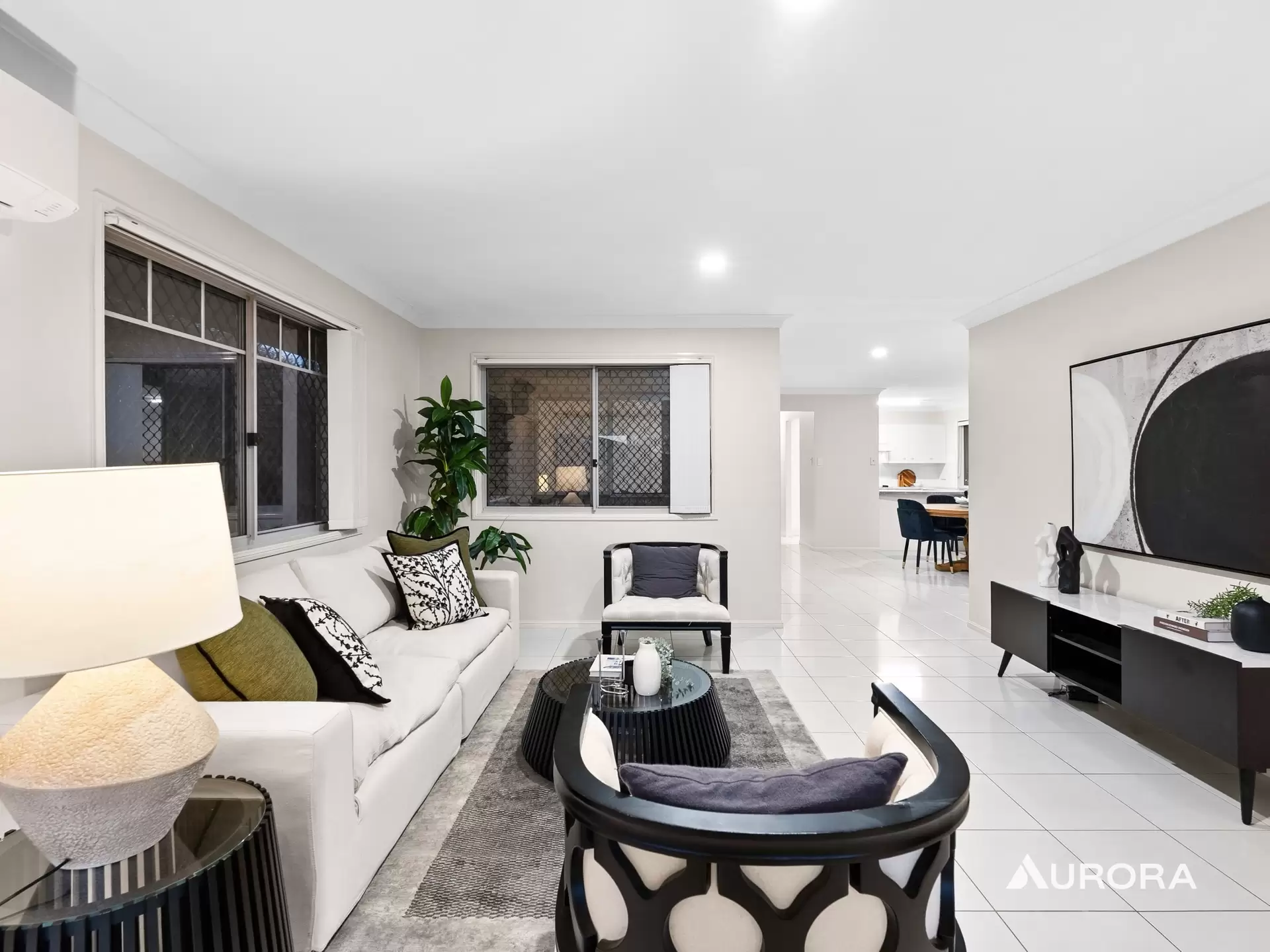 17/10 Lawrence Close, Robertson For Sale by Aurora Property - image 1